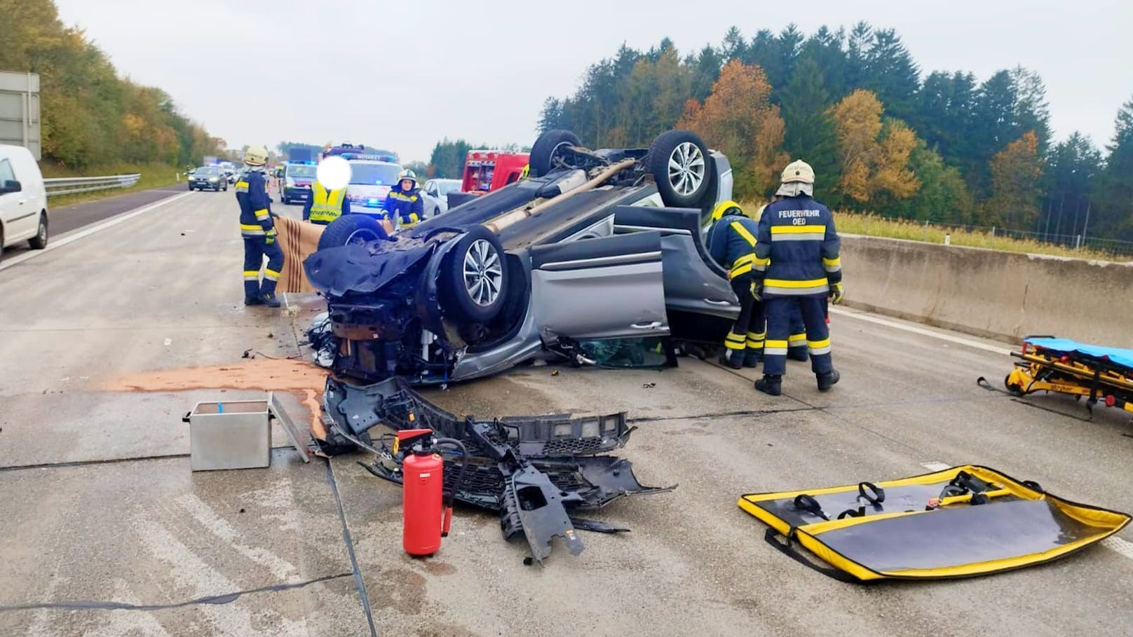 Schwerer Crash auf A1 forderte vier Verletzte