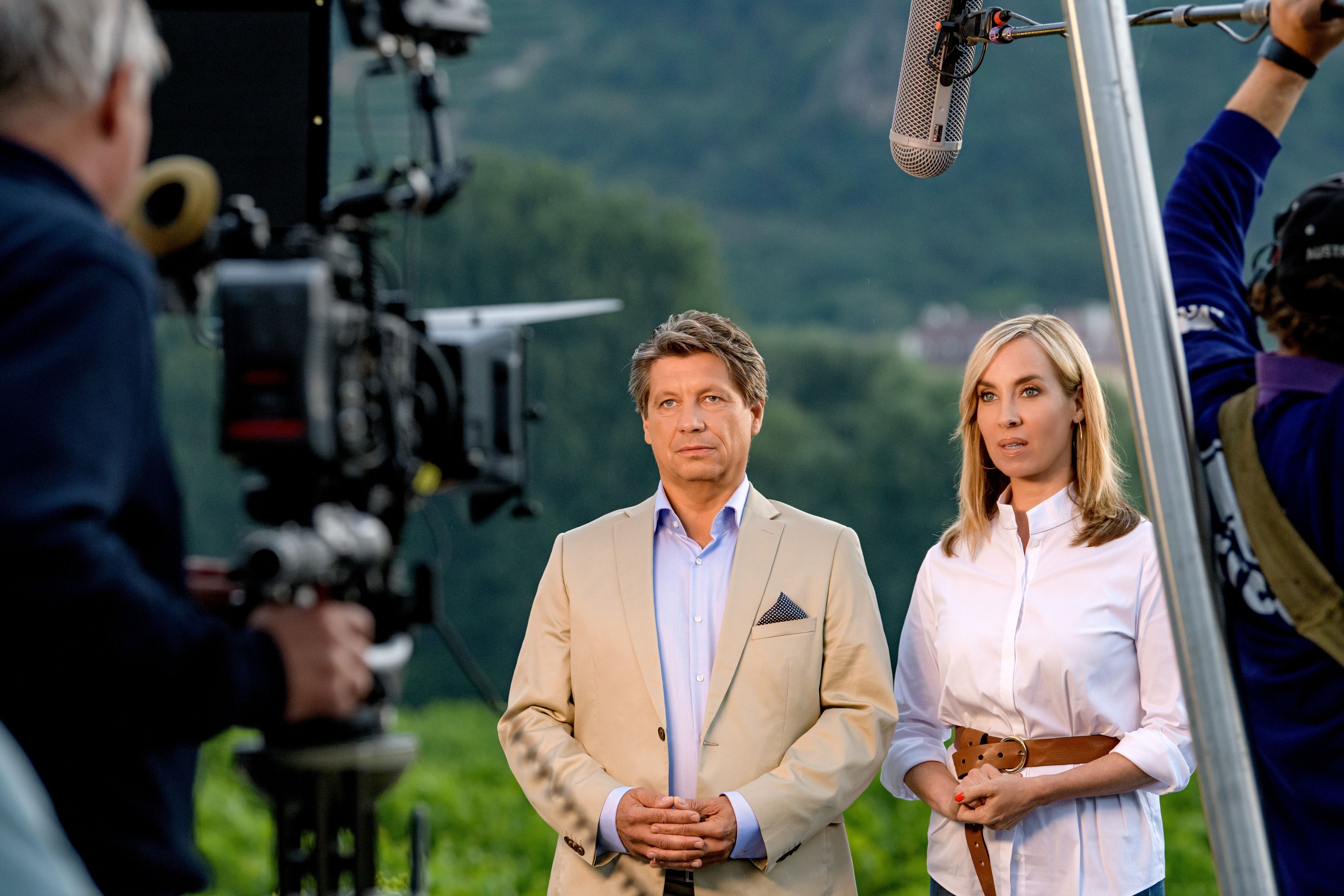 Nadja Bernhard und Hans Bürger moderierten 2018 die ORF-Sommergespräche. Seit dem Frühjahr ist Bürger nicht mehr Teil der ZiB.