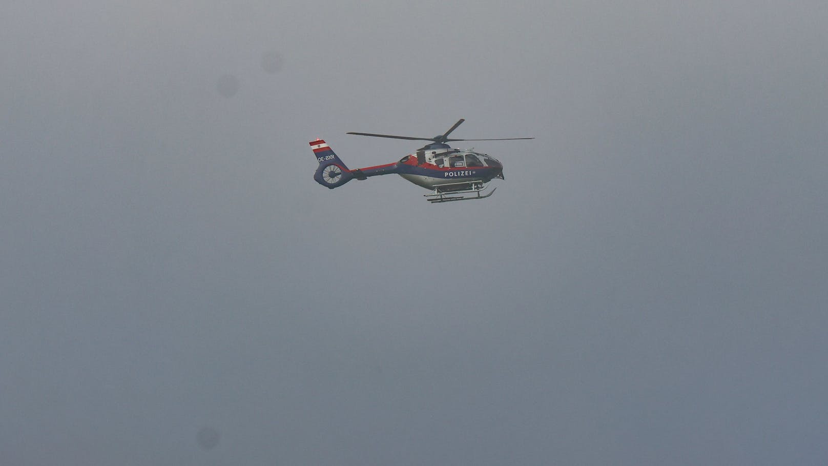 Ein Polizei-Hubschrauber im Einsatz