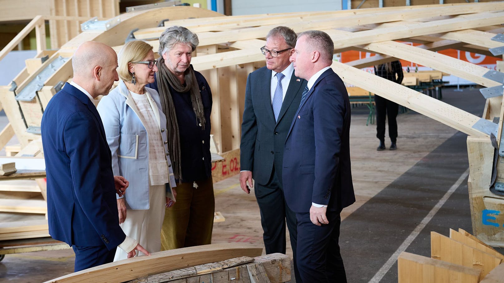 Das Notenband aus Holz wird den Österreich-Pavillon bei der Expo 2025 in Osaka (Japan) zieren.