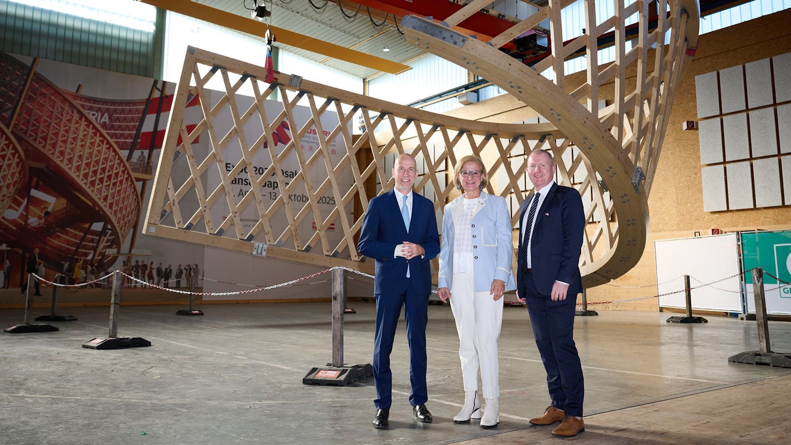 Das Notenband aus Holz wird den Österreich-Pavillon bei der Expo 2025 in Osaka (Japan) zieren.