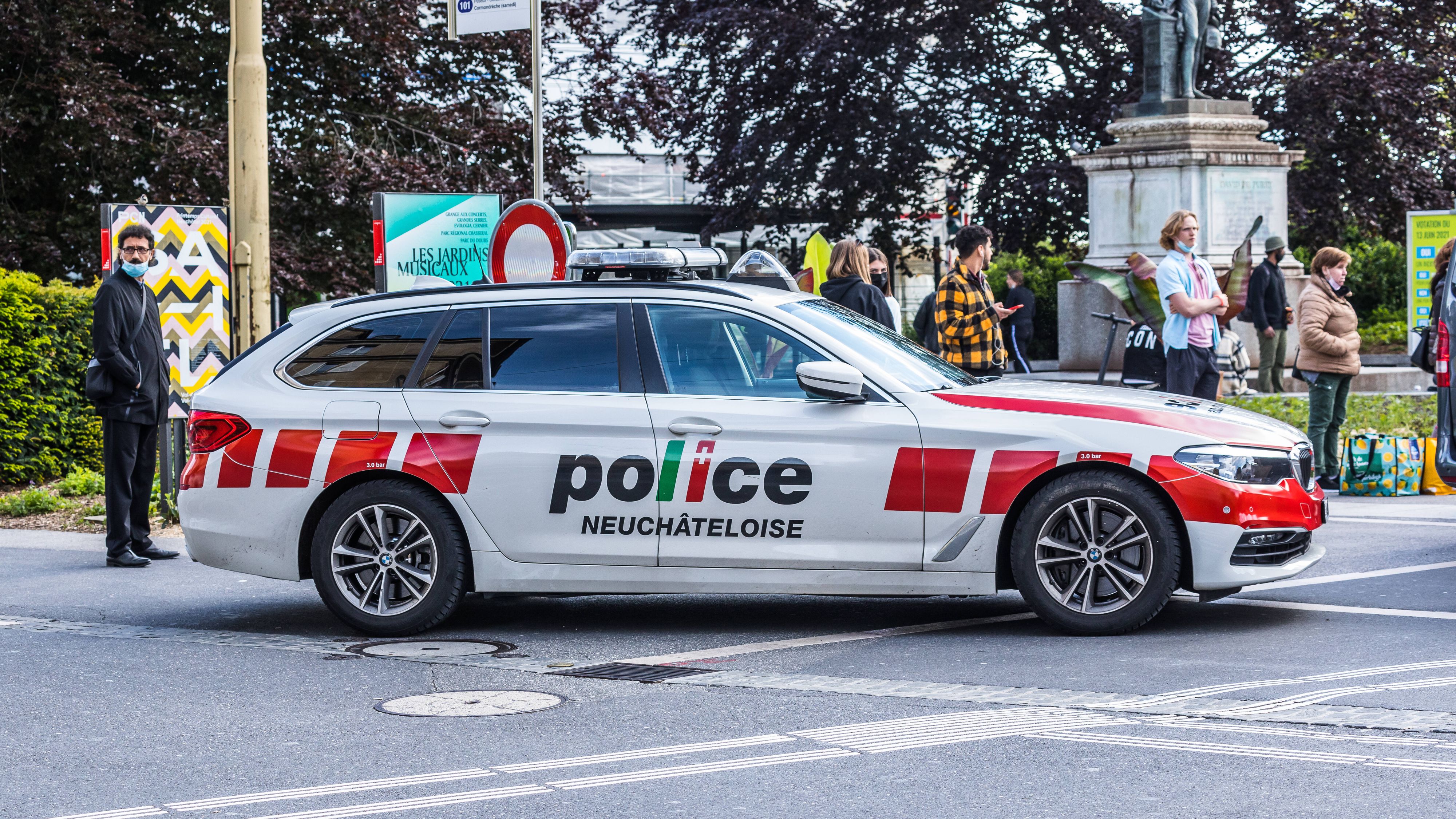 Ein Polizeifahrzeug der Kantonspolizei Neuenburg. Archivbild.