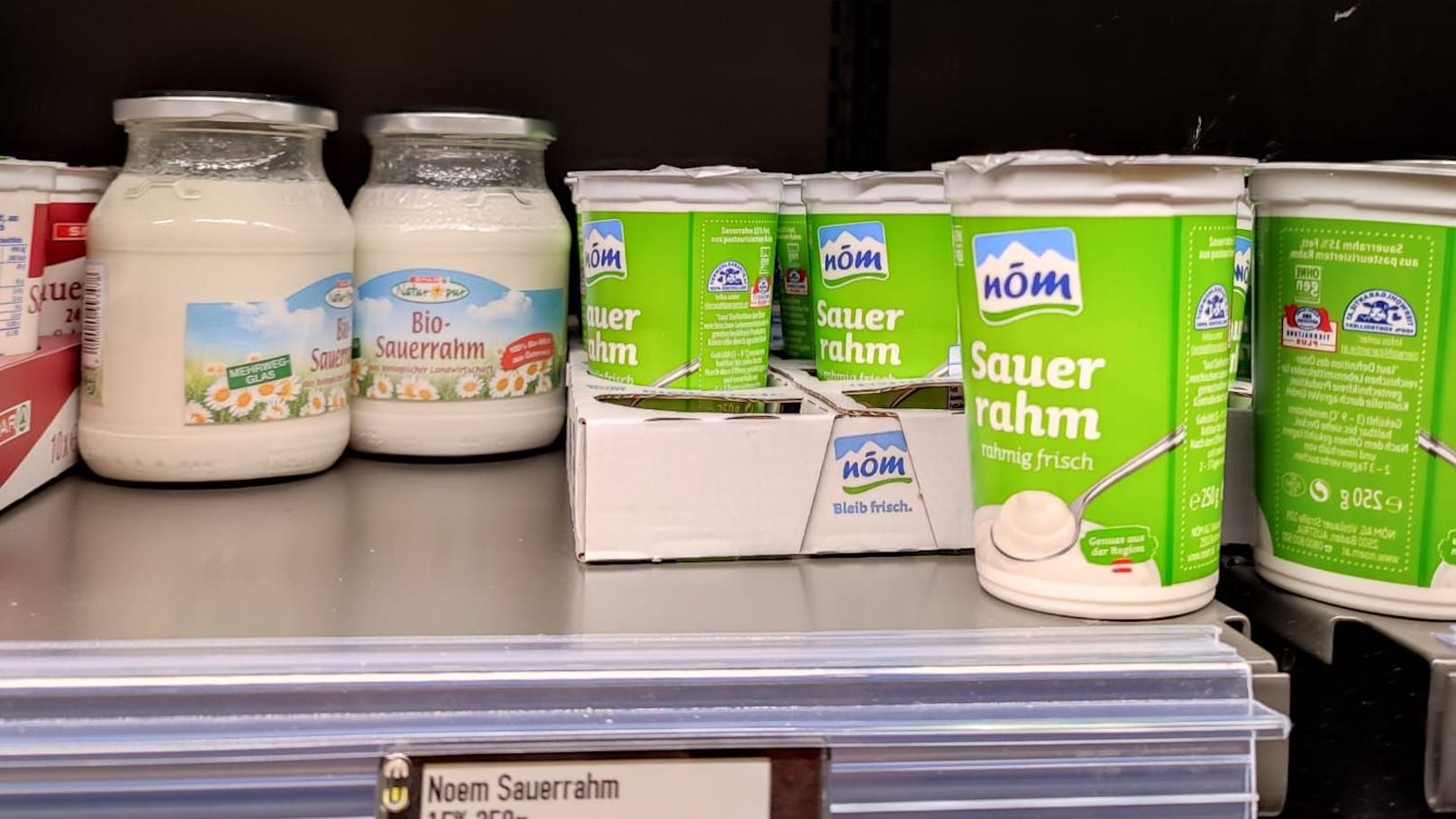 Die Verhandlungen mit Spar haben für die Milchbauern zu keinem akzeptablen Ergebnis geführt. Jetzt gibt es einen Lieferstopp für NÖM Milchprodukte.