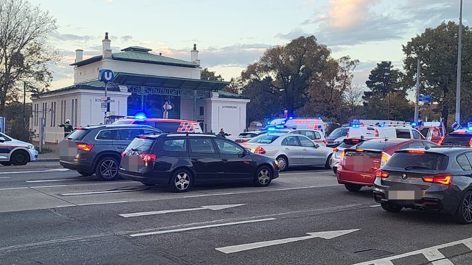 Mehrere Schwerverletzte bei U-Bahn-Unfall in Schönbrunn