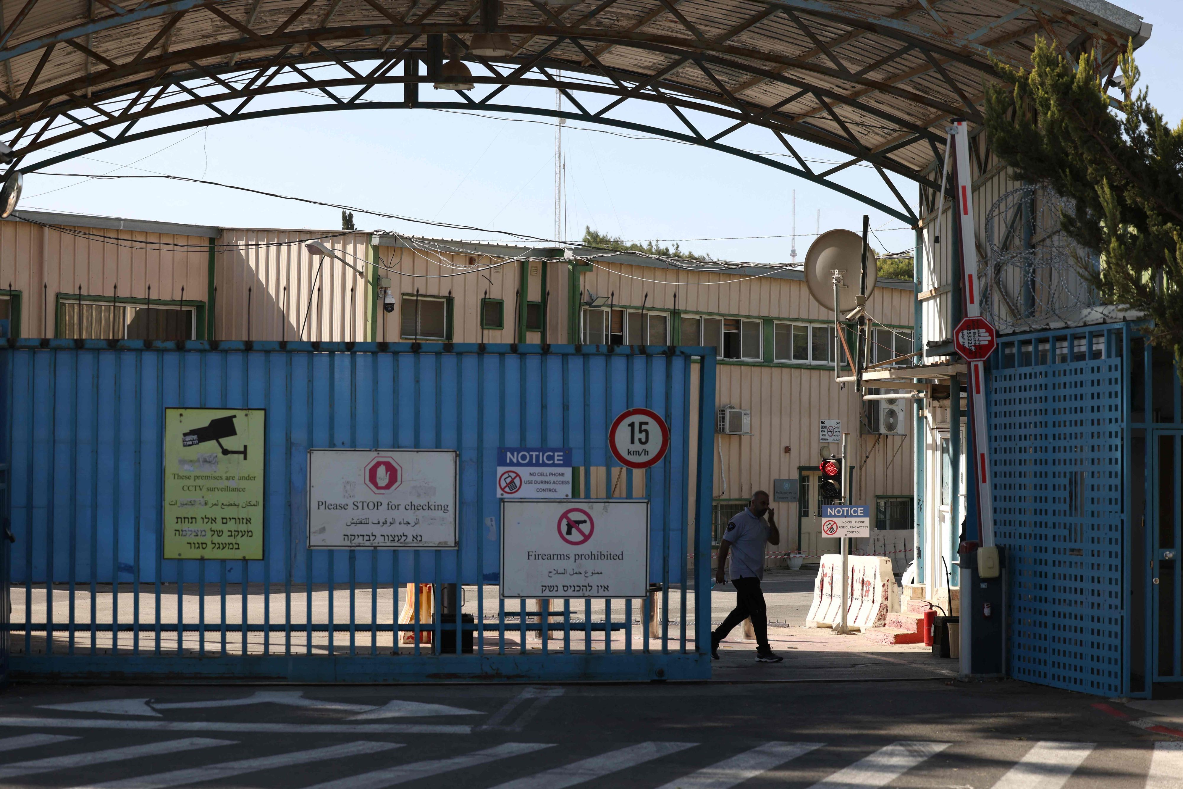 Mit dem Verbot des Palästinenserhilfswerks UNRWA in Israel dürfte der Organisation faktisch auch der Zugang zum Gazastreifen verwehrt werden.