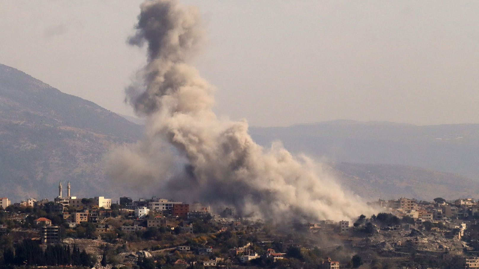 Todesopfer bei Hisbollah-Angriff auf Norden Israels