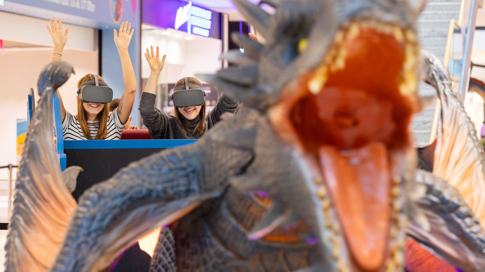 Beim VR-Ride können Besucher zu ausgewählten Zeiten in die Welt der Drachen eintauchen.