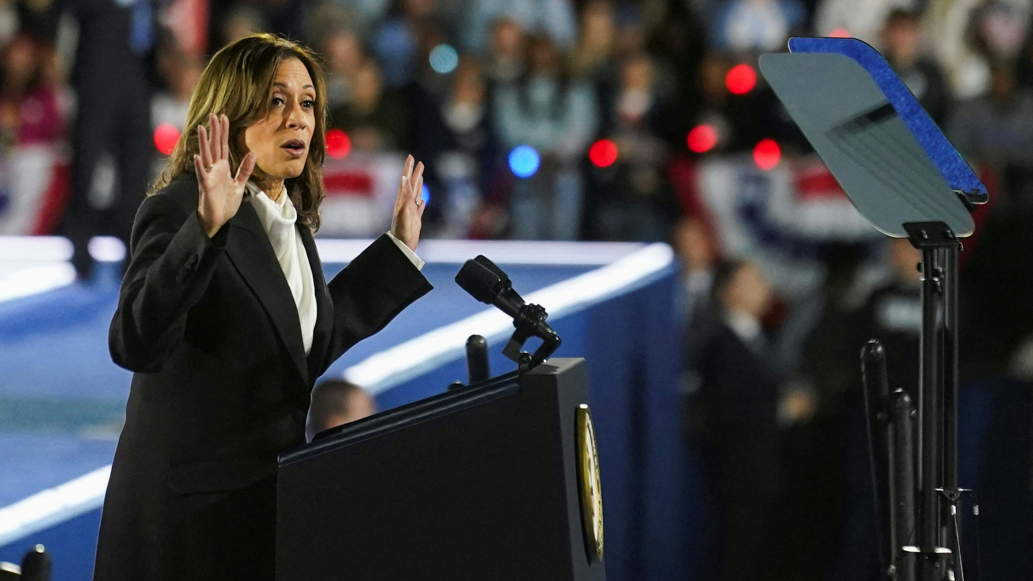 US-Vizepräsidentin Kamala Harris mobilisiert im Endspurt noch einmal ihre Wählerschaft.