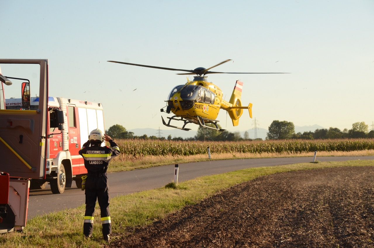 In Krummnußbaum soll es Donnerstag zu einem tragischen Vorfall gekommen sein. ein Rettungshubschrauber musste anrücken.