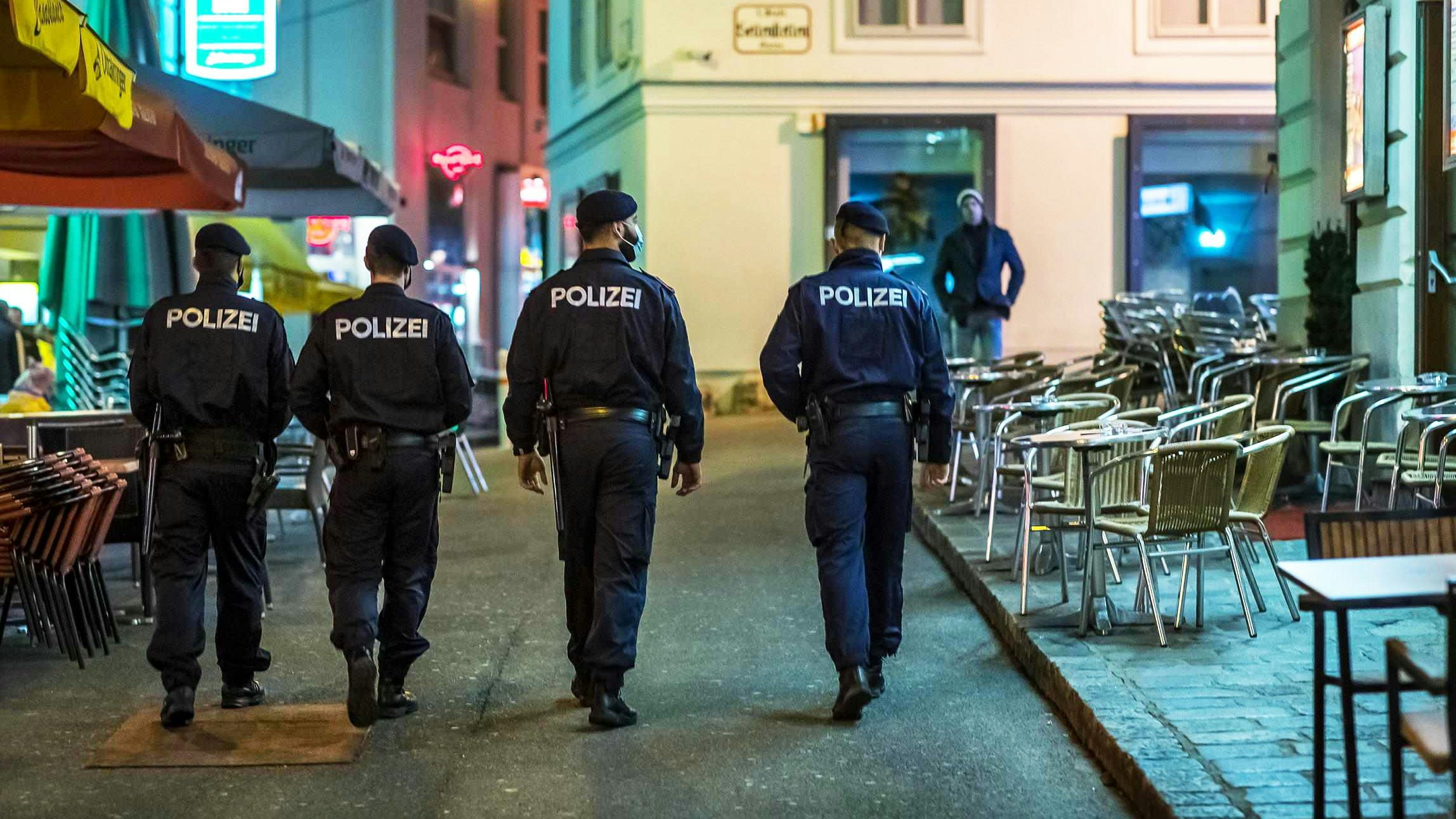Heute.at - Wilde Schlägerei vor Lokal in Linz – drei Verletzte