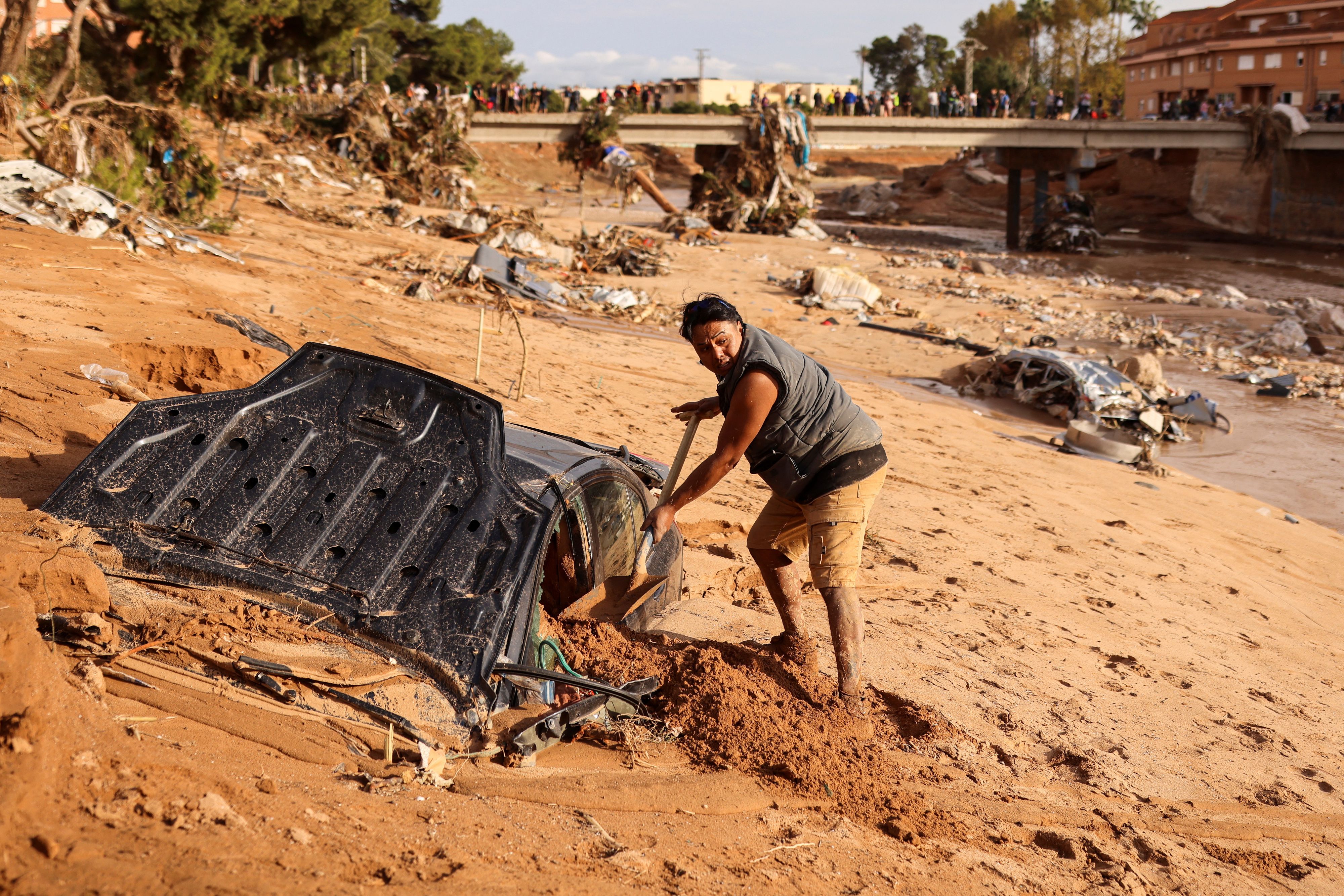 Mehrere Regionen in Spanien wurden von einem schweren Unwetter heimgesucht. Es gib Dutzende Tote zu beklagen.