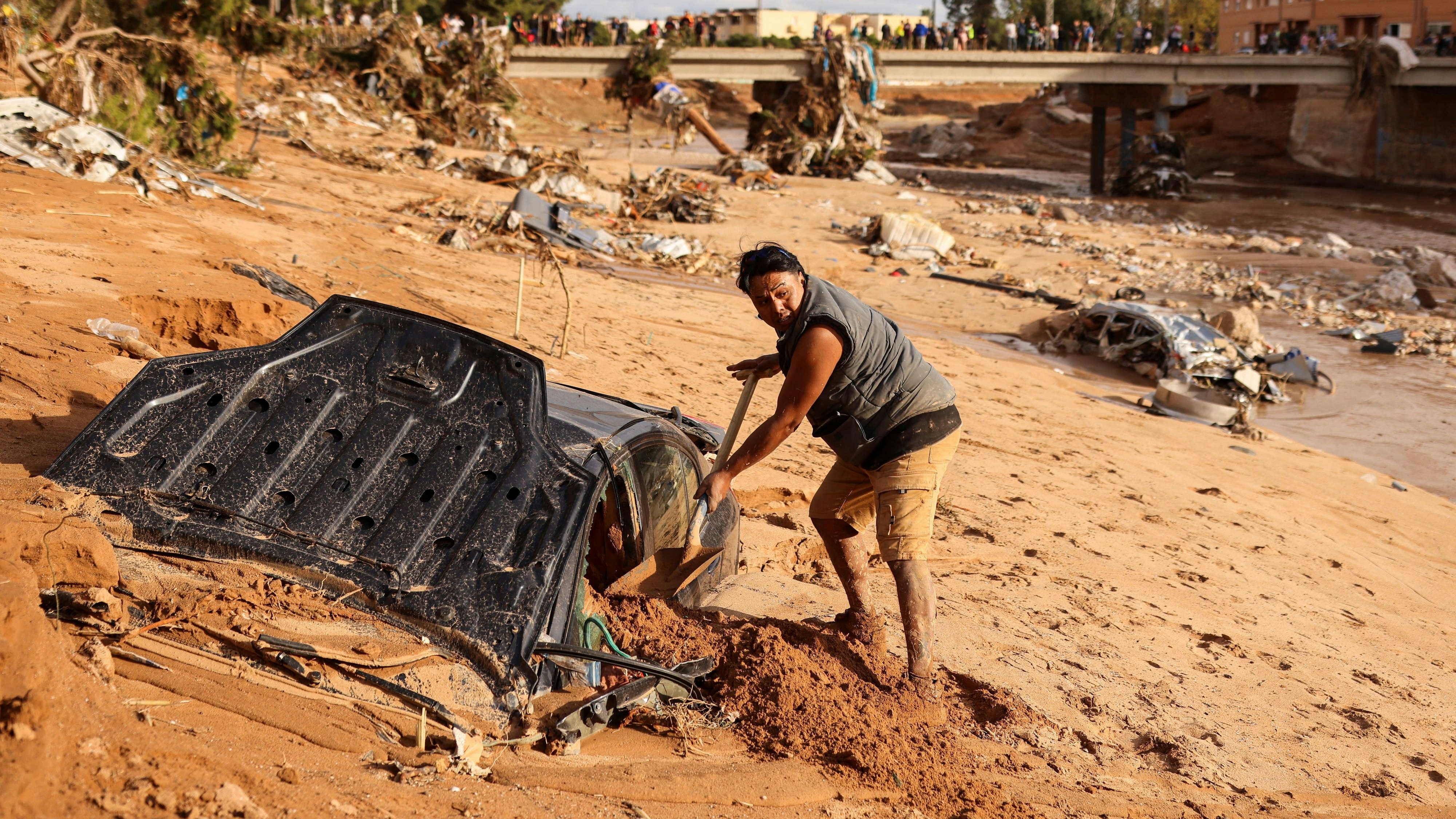 Heute.at - Frau saß bei Unwetter drei Tage neben toter Schwägerin