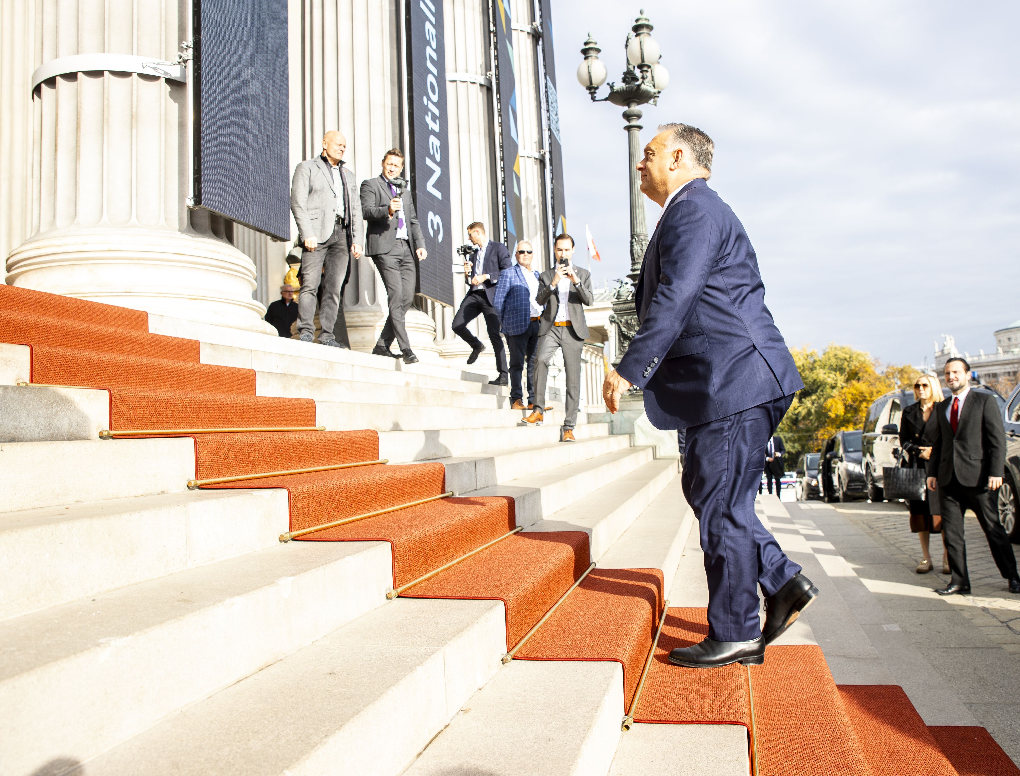 Orbán, Van der Bellen und ein seltsames Supermarkt-Erlebnis