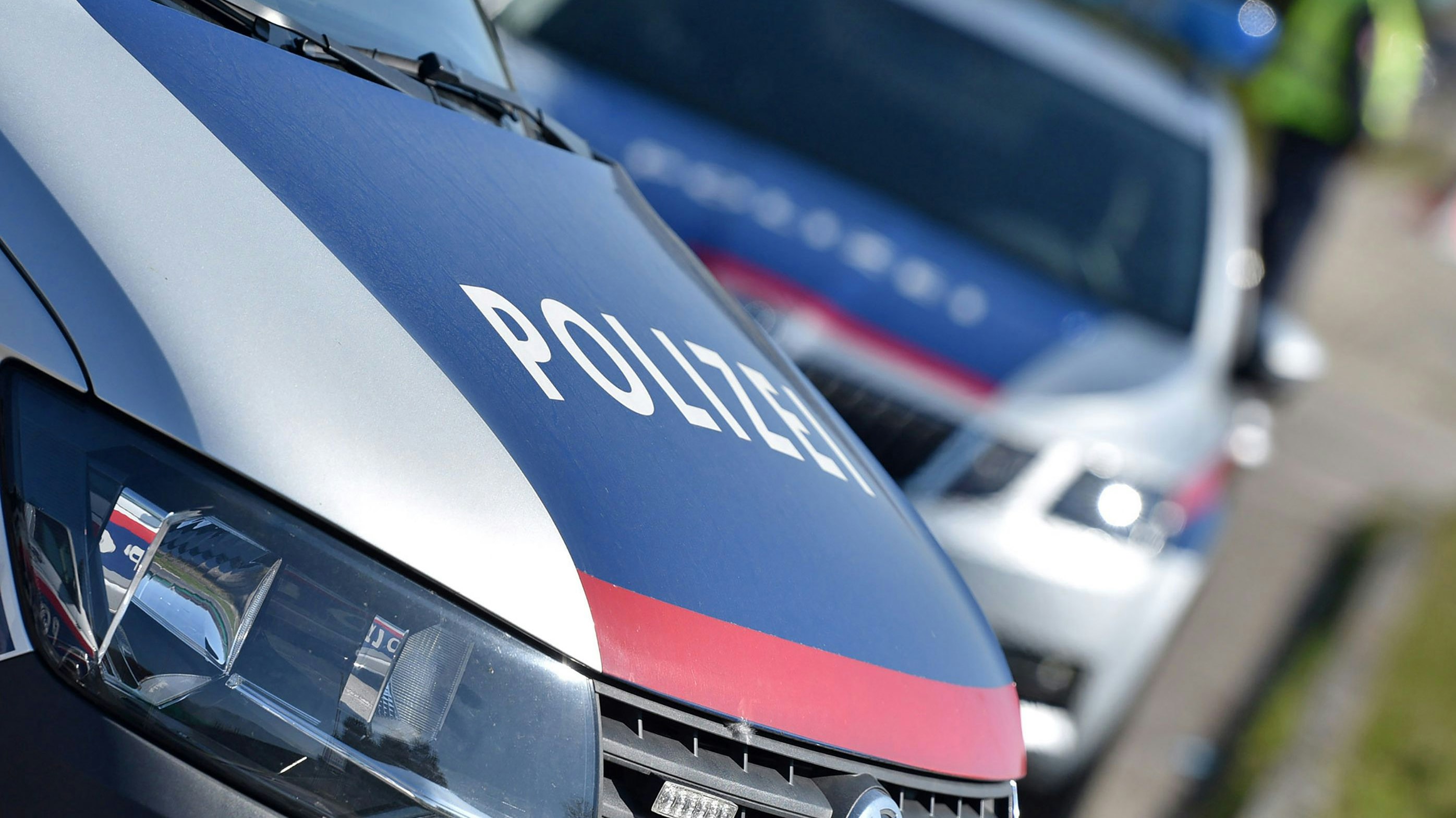 Heute.at - Frau auf offener Straße erschossen – Großfahndung läuft