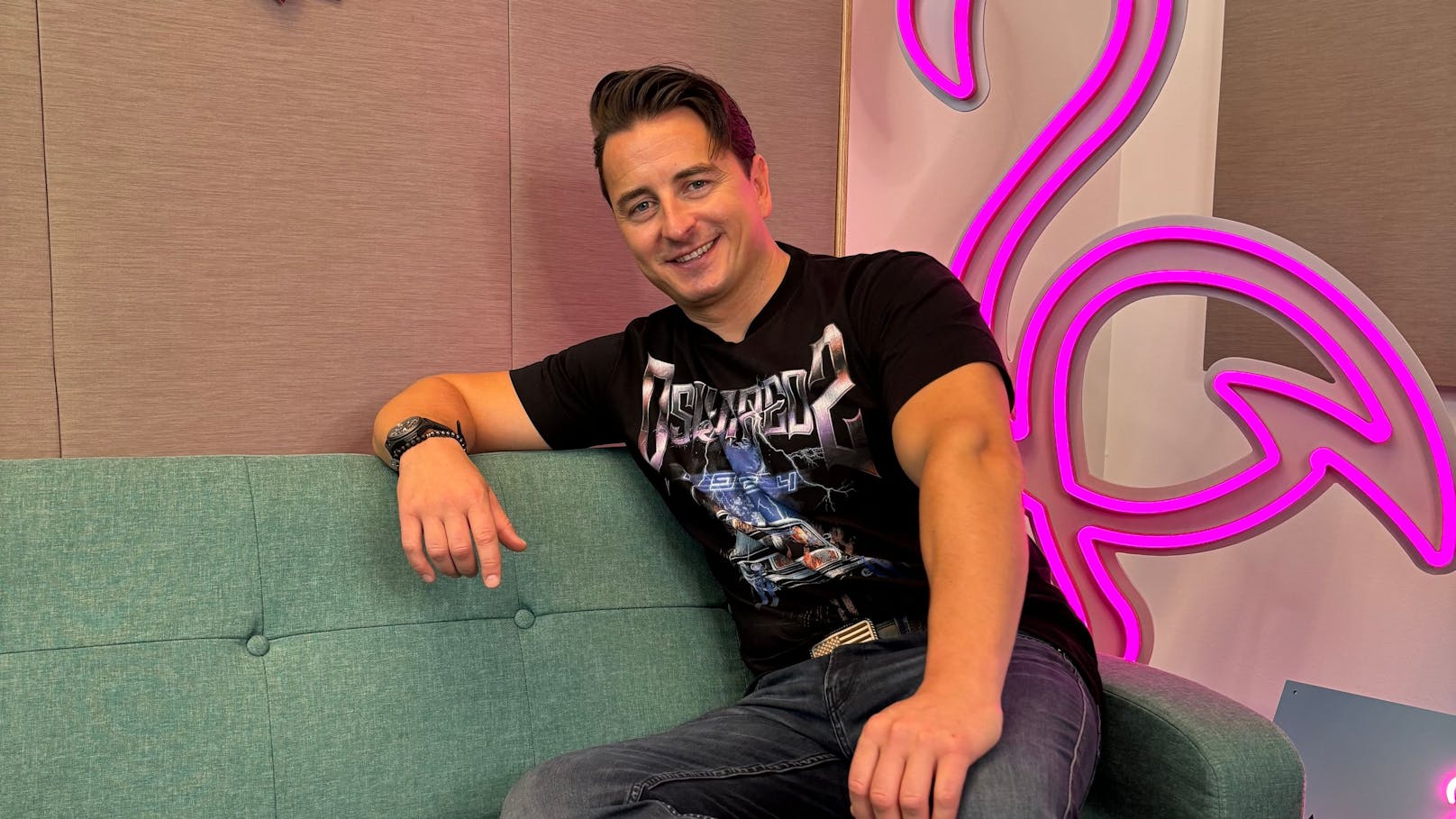 Bevor <strong>Andreas Gabalier</strong> unmittelbar vor seinem runden Geburtstag in seiner Heimat die große Half-Time-Show schmeißt, kapert er am 3. November das Sendestudio von Radio Flamingo.