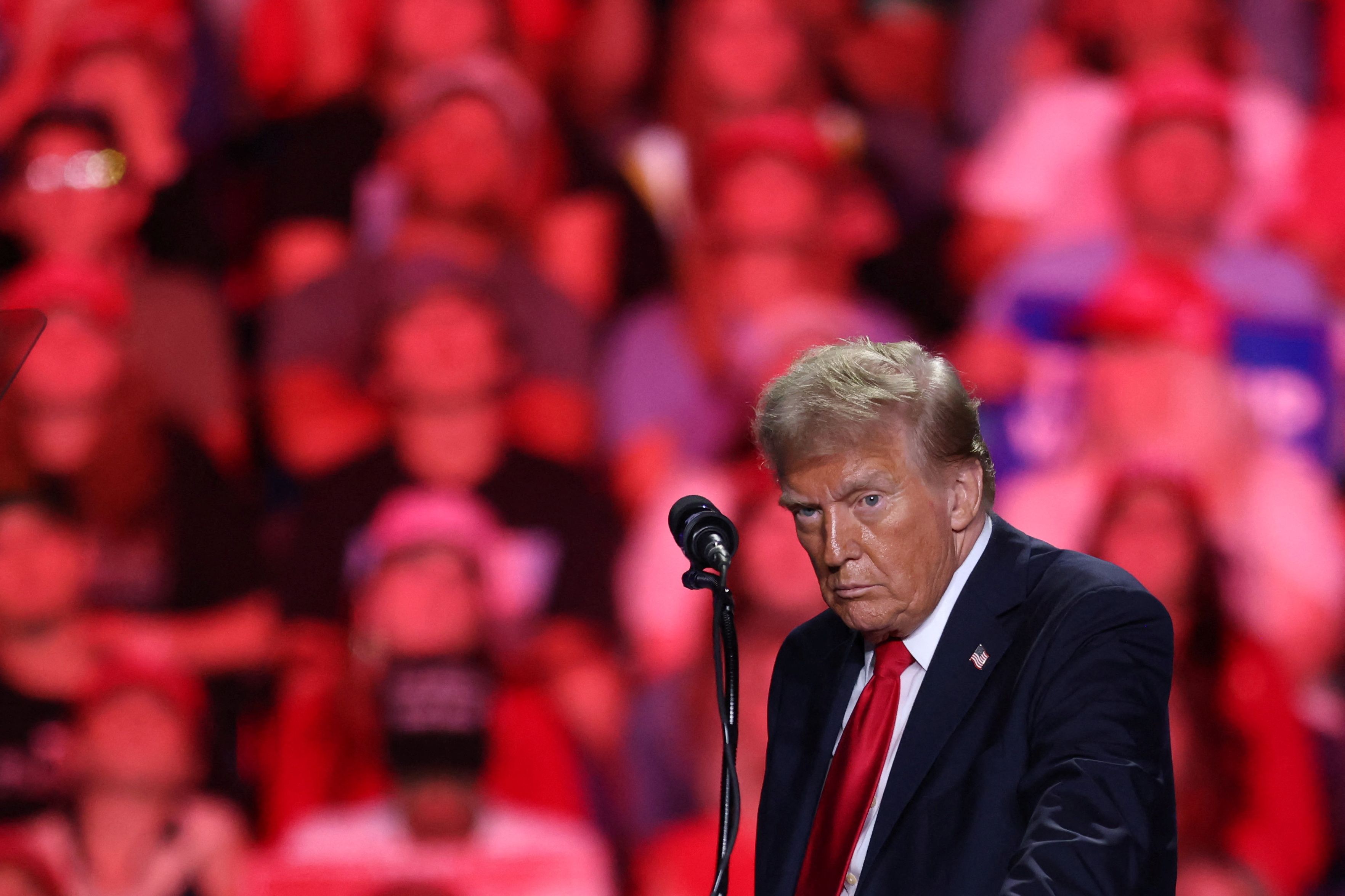 Eine Umfrage sieht Kamala Harris im konservativen Iowa vor Donald Trump.