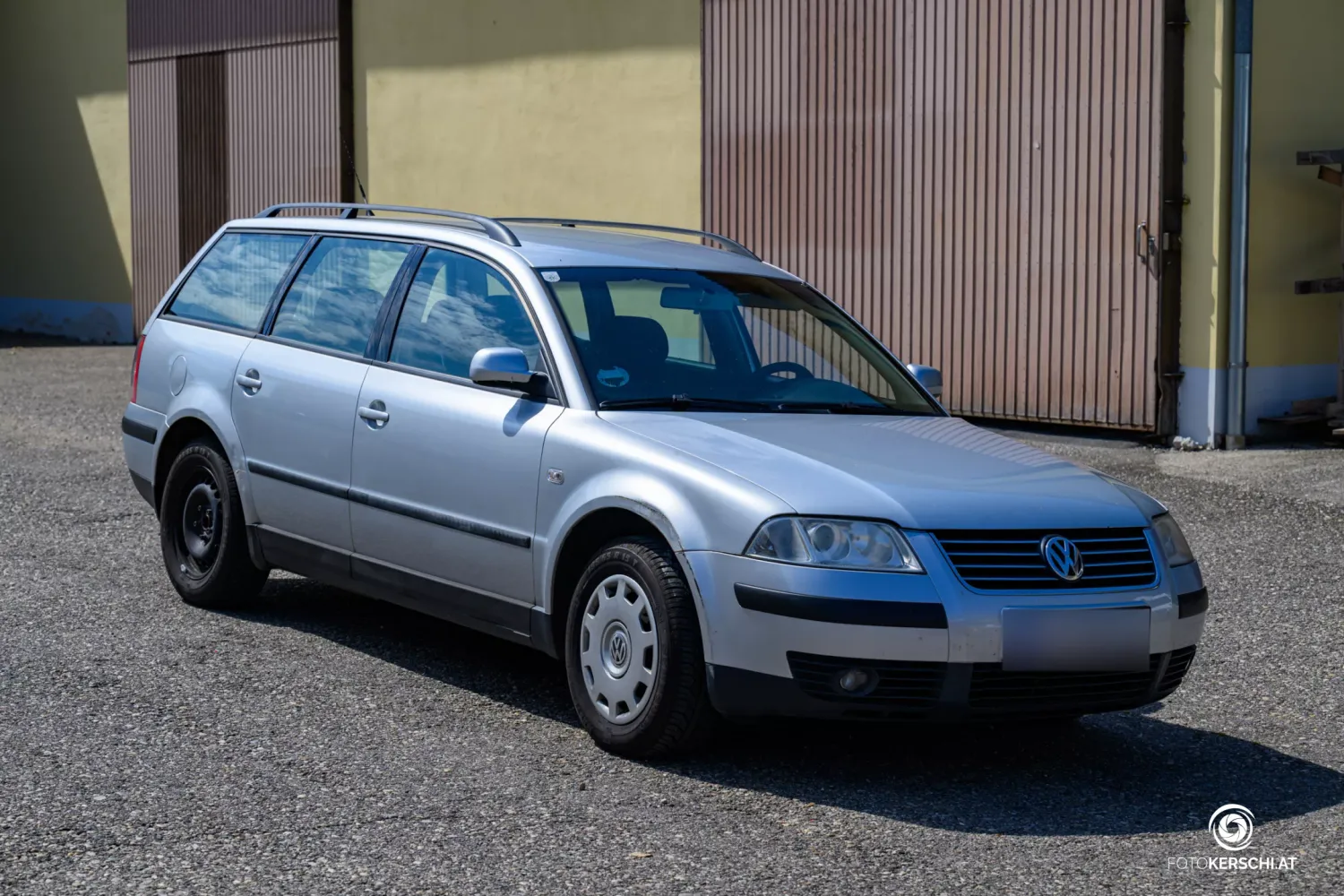 Dieser silberne VW Passat wird nun vom Dorotheum versteigert.