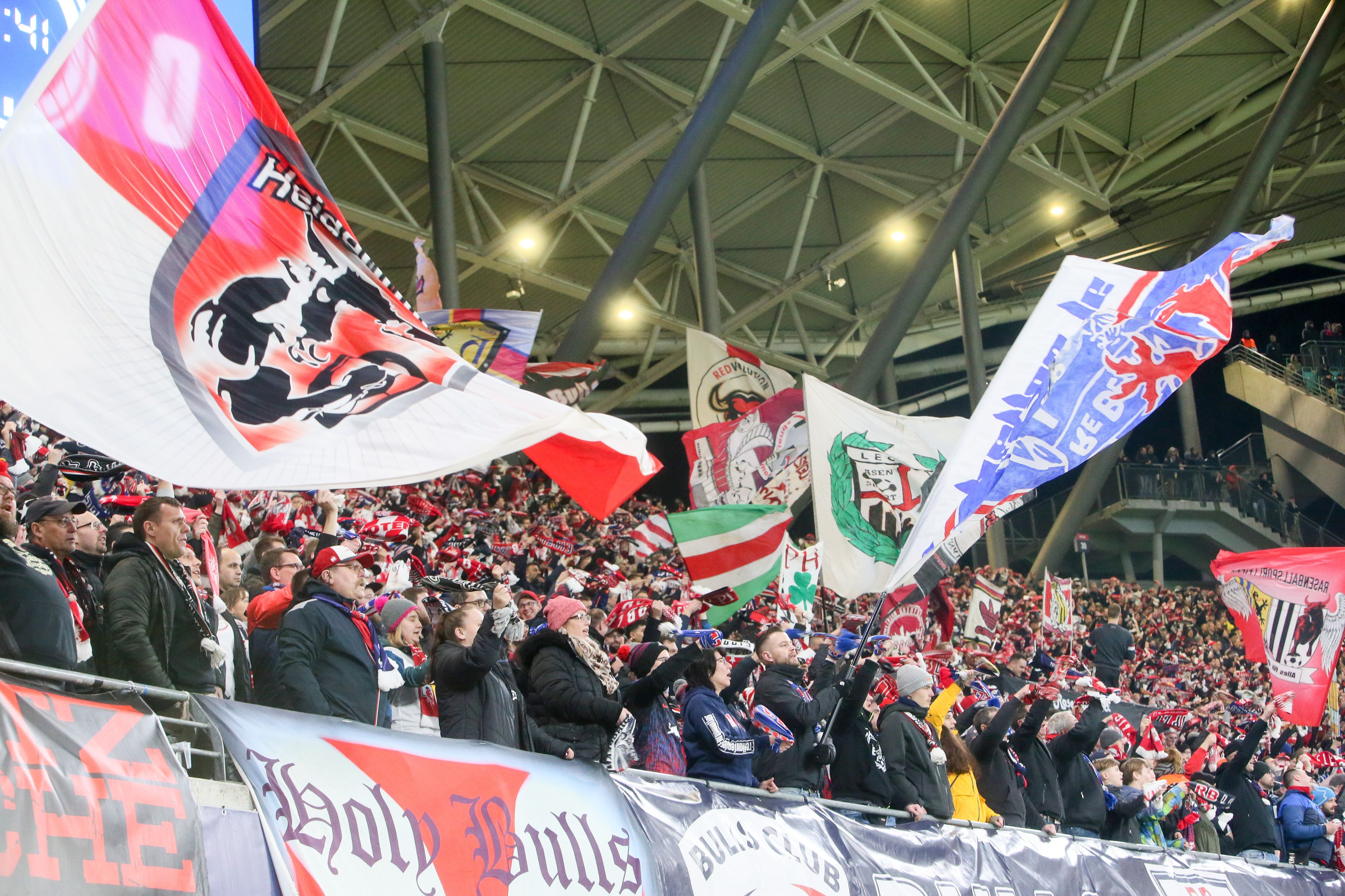 Fankurve in Leipzig: Die Polizei ermittelt.