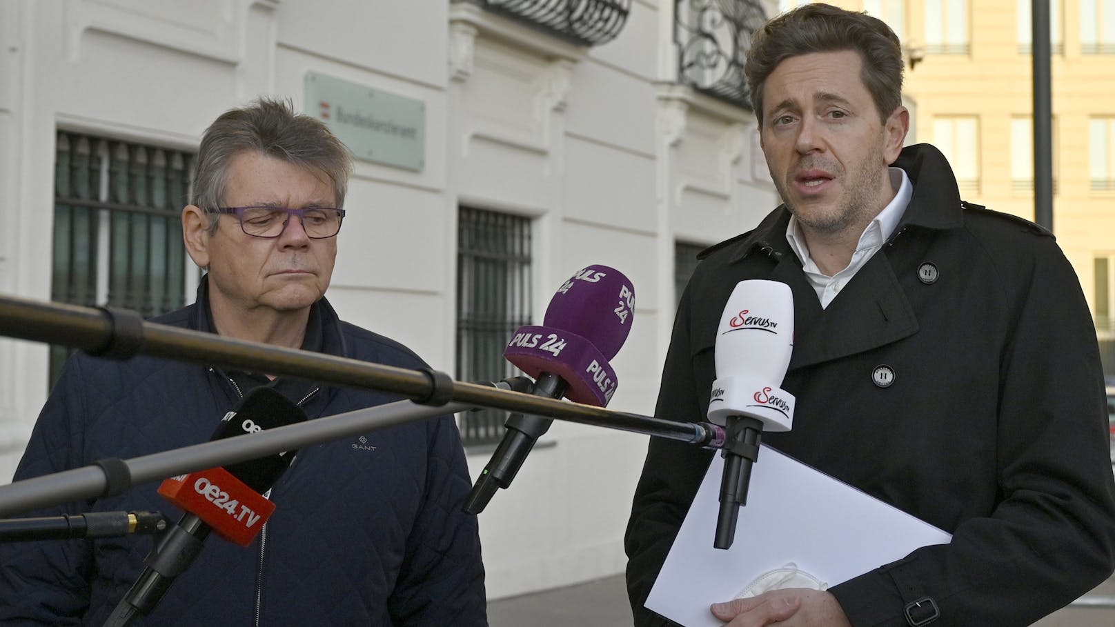 Gewerkschaftspräsident Wolfgang Katzian (l.) und WKO-Chef Harald Mahrer (r.) verhandeln für SPÖ und ÖVP-