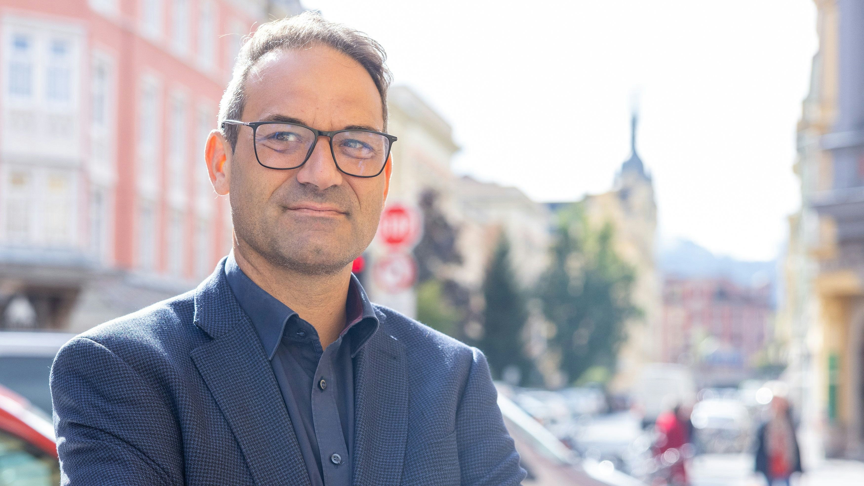 Download von www.picturedesk.com am 04.11.2024 (12:45).  26.09.2022, Innsbruck, AUT, ÖVP Tirol, Präsidiumssitzung, im Bild WK Tirol Präsident Christoph Walser (ÖVP) // Christoph Walser (ÖVP) during the board meeting of the Tyrolean ÖVP in Innsbruck, Austria on 2022/09/26. EXPA Pictures © 2022, PhotoCredit: EXPA/ Johann Groder - 20220926_PD2194 - Rechteinfo: Rights Managed (RM)