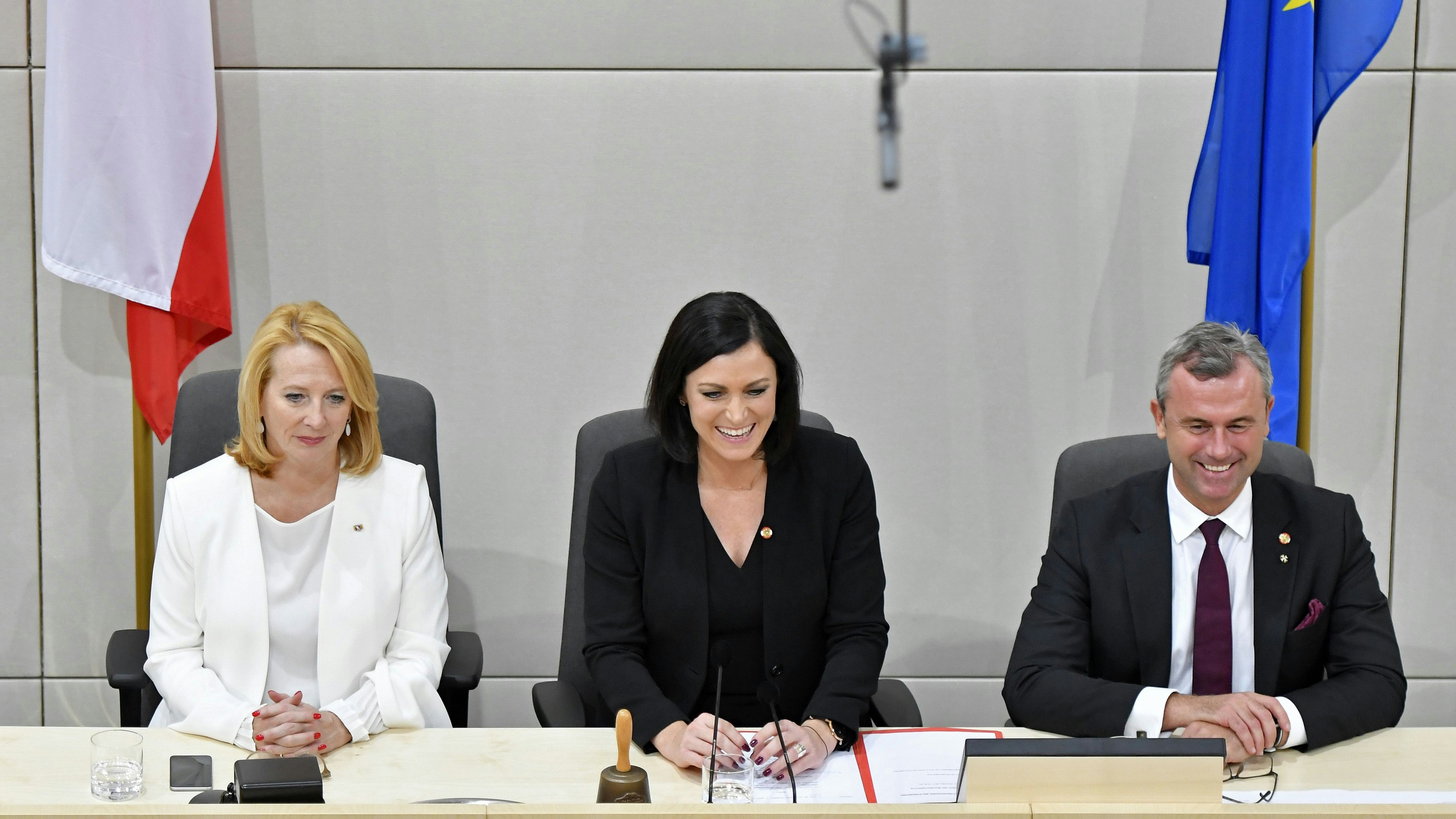 Konstituierende Nationalratssitzung am  9. November 2017 mit dem Präsidium Elisabeth Köstinger, Doris Bures und Norbert Hofer