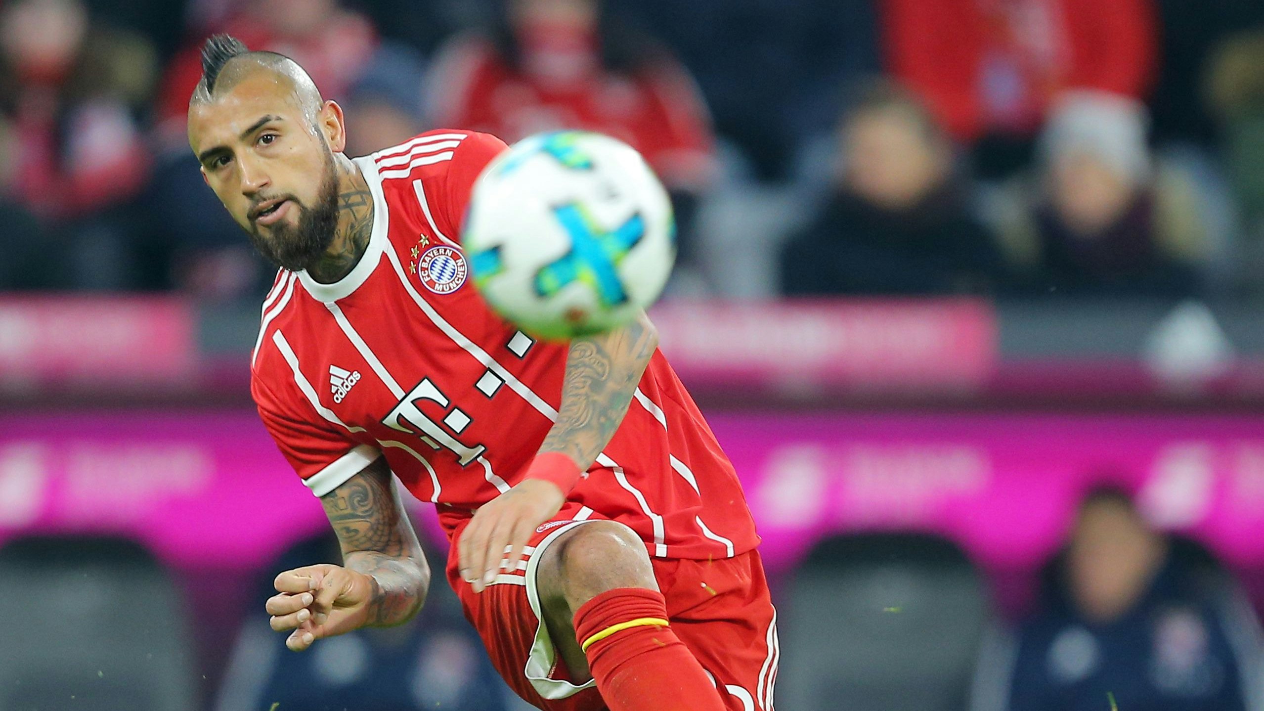 Heute.at - Sexuelle Nötigung? Ermittlungen gegen Fußball-Star