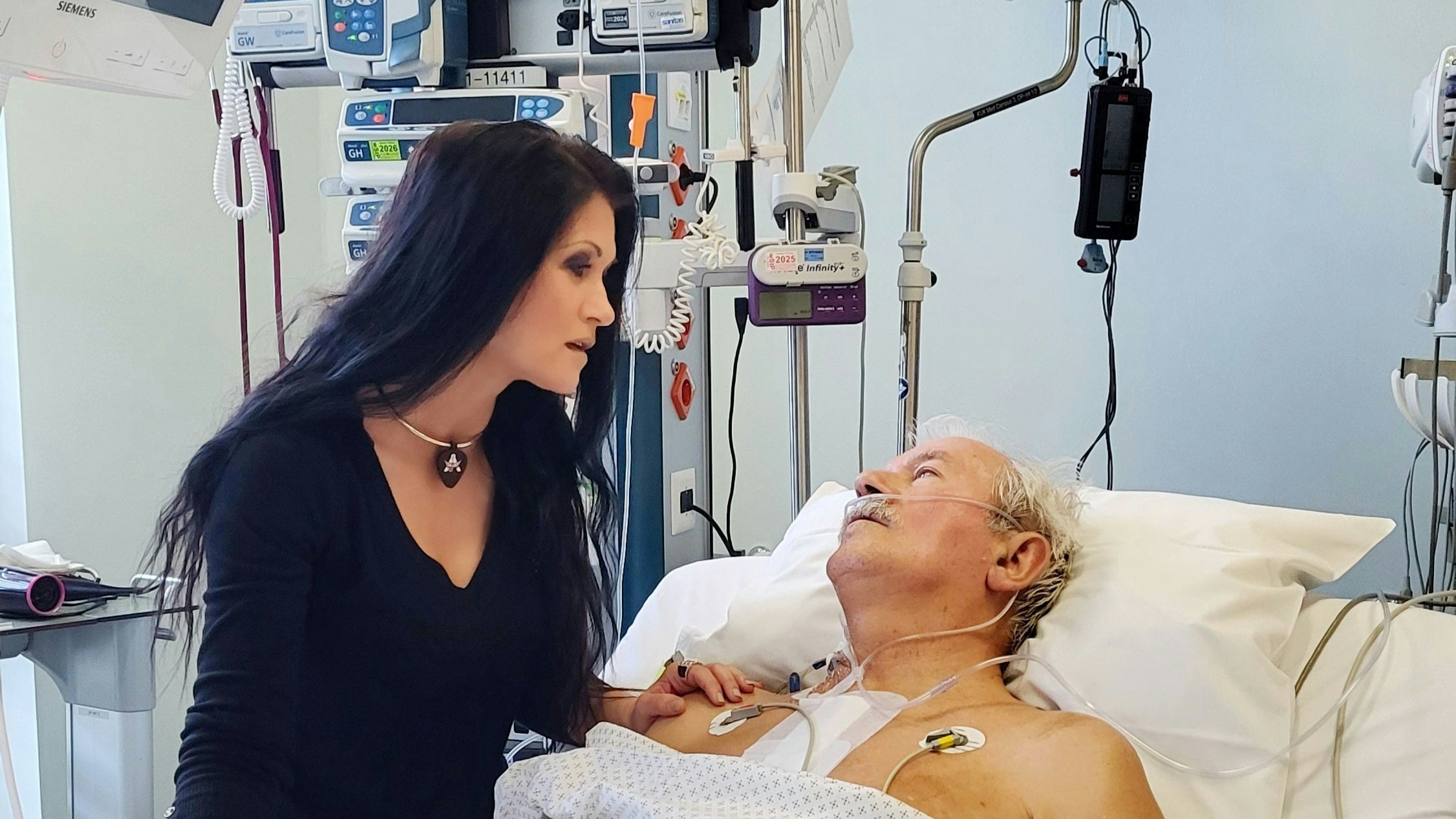 Heute.at - Notoperation! Sängerin Antonja sagt alle Konzerte ab