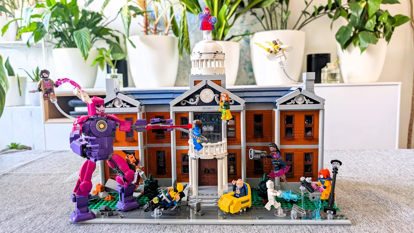 Die "LEGO X-Men: X-Mansion" als Superhelden-Superlative