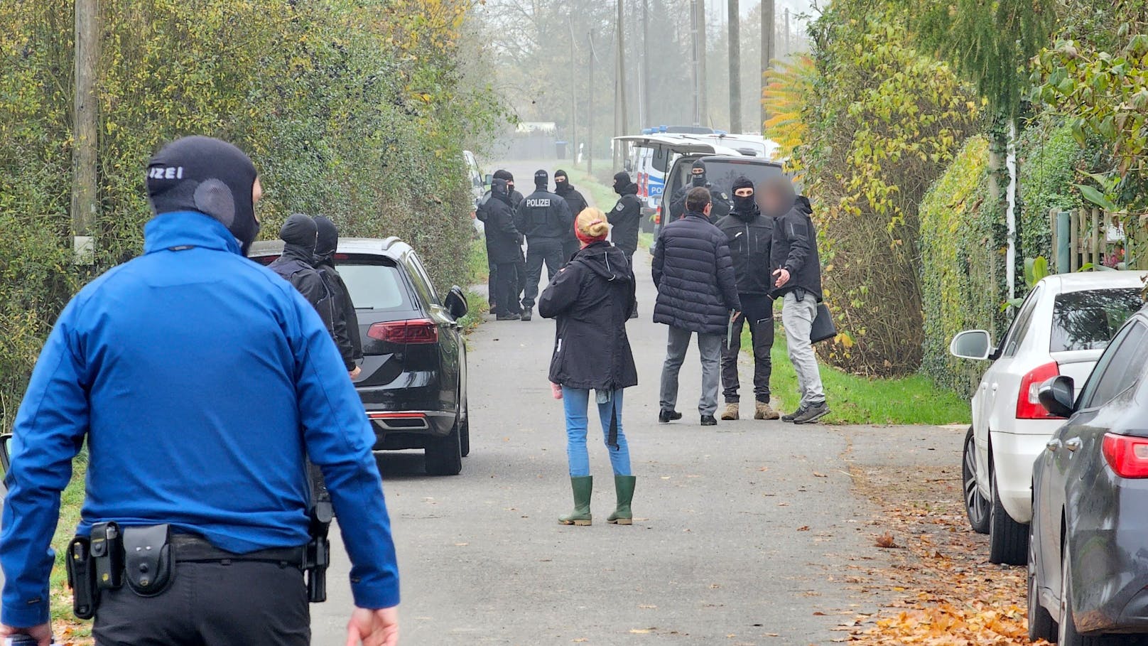 Razzia gegen Nazi-Terroristen: 2 Österreicher verhaftet