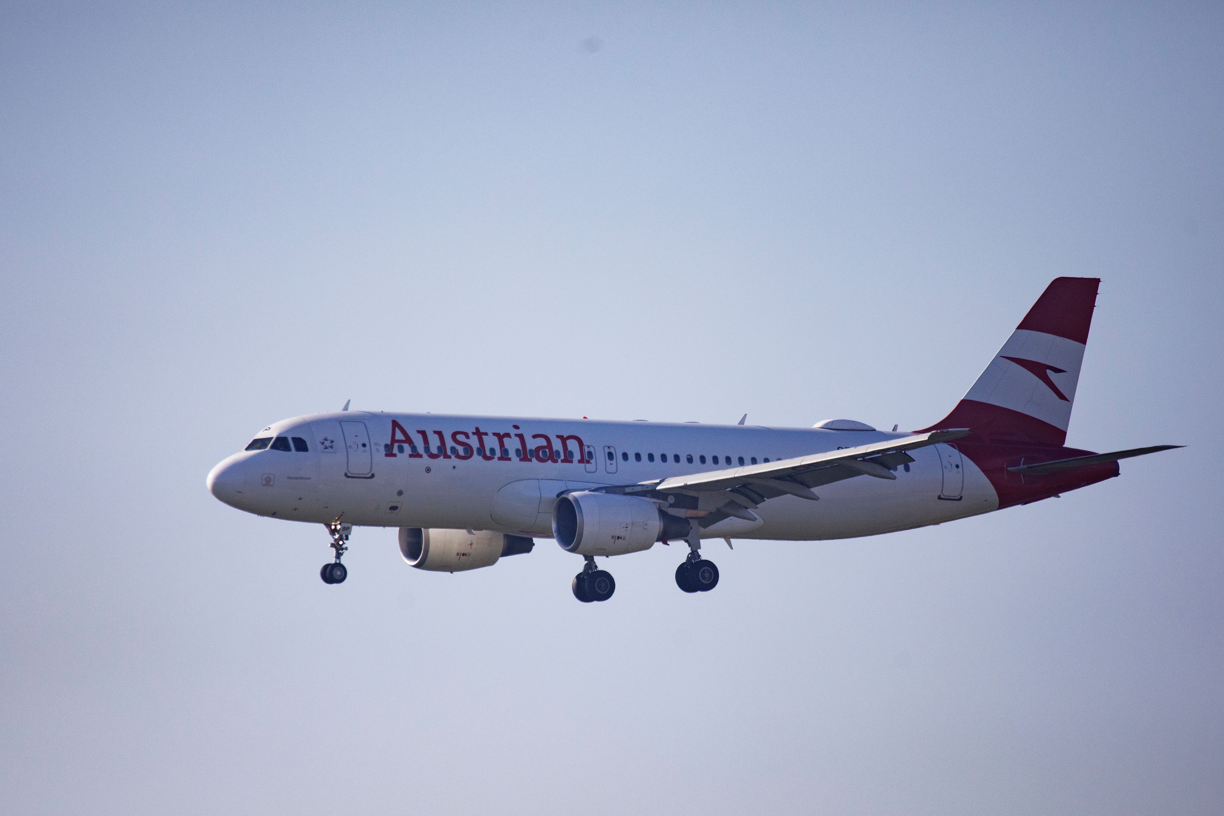 Flüge der Austrian Airlines und Air France kehrten über dem Roten Meer um – die genannten Gründe dafür sind widersprüchlich.