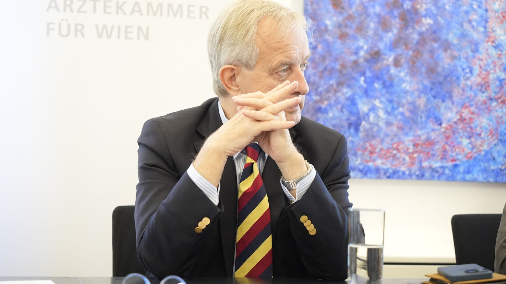 Ärztekammerpräsident Johannes Steinhart: "Die Zufriedenheit der Bevölkerung mit der Gesundheitsversorgung ist im Vergleich zum Jahr 2022 gesunken."