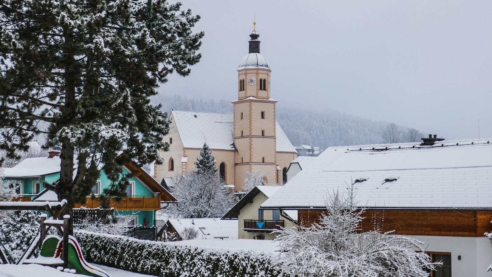 Kommende Woche könnte mit Schneefall der Winter ins Land einziehen. (Symbolbild)