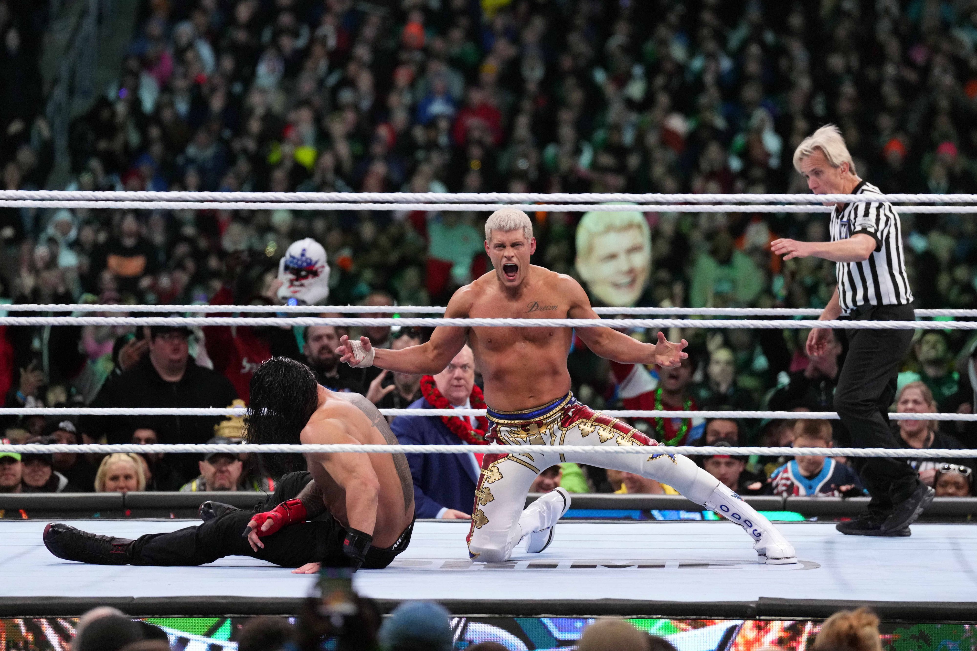 Cody Rhodes kommt in die Stadthalle