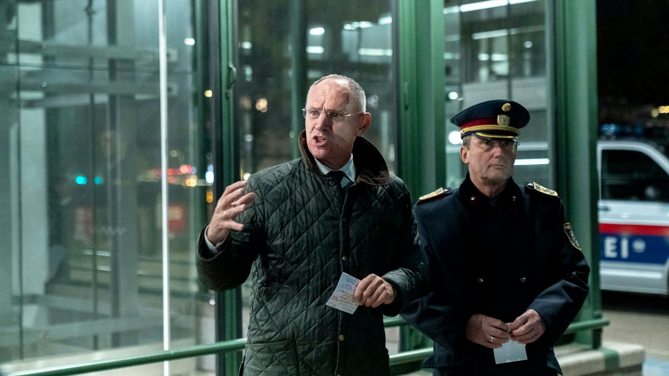 Heute.at - Kriminalität am Gürtel ist um zehn Prozent gestiegen