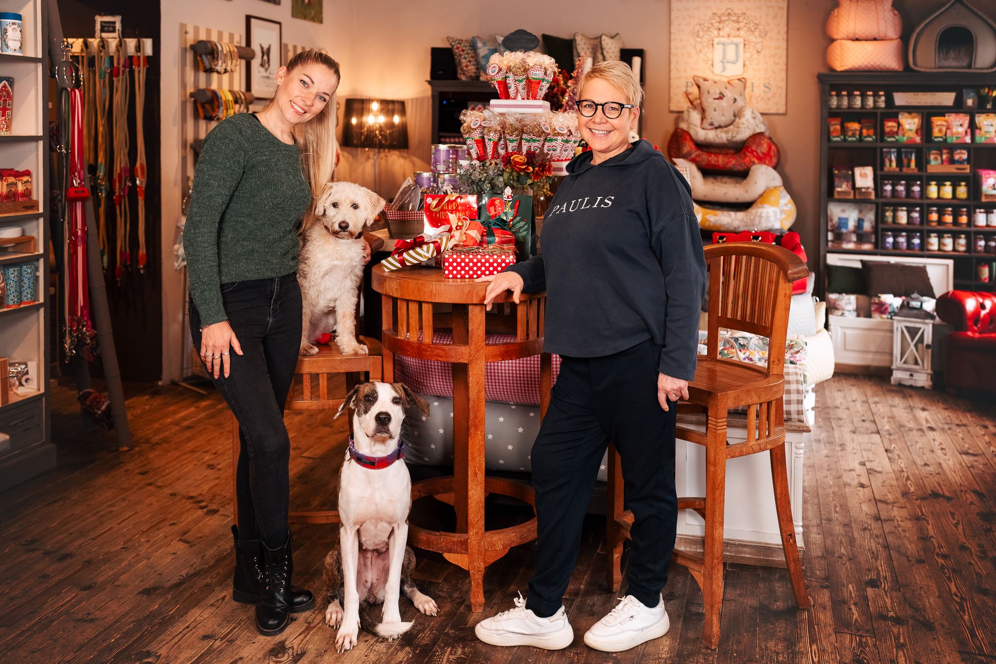 Hundetrainierin und Podcasterin Conny Sporrer ist Schirmherrin zweier Tierheime im Weihnachts-Fokus!