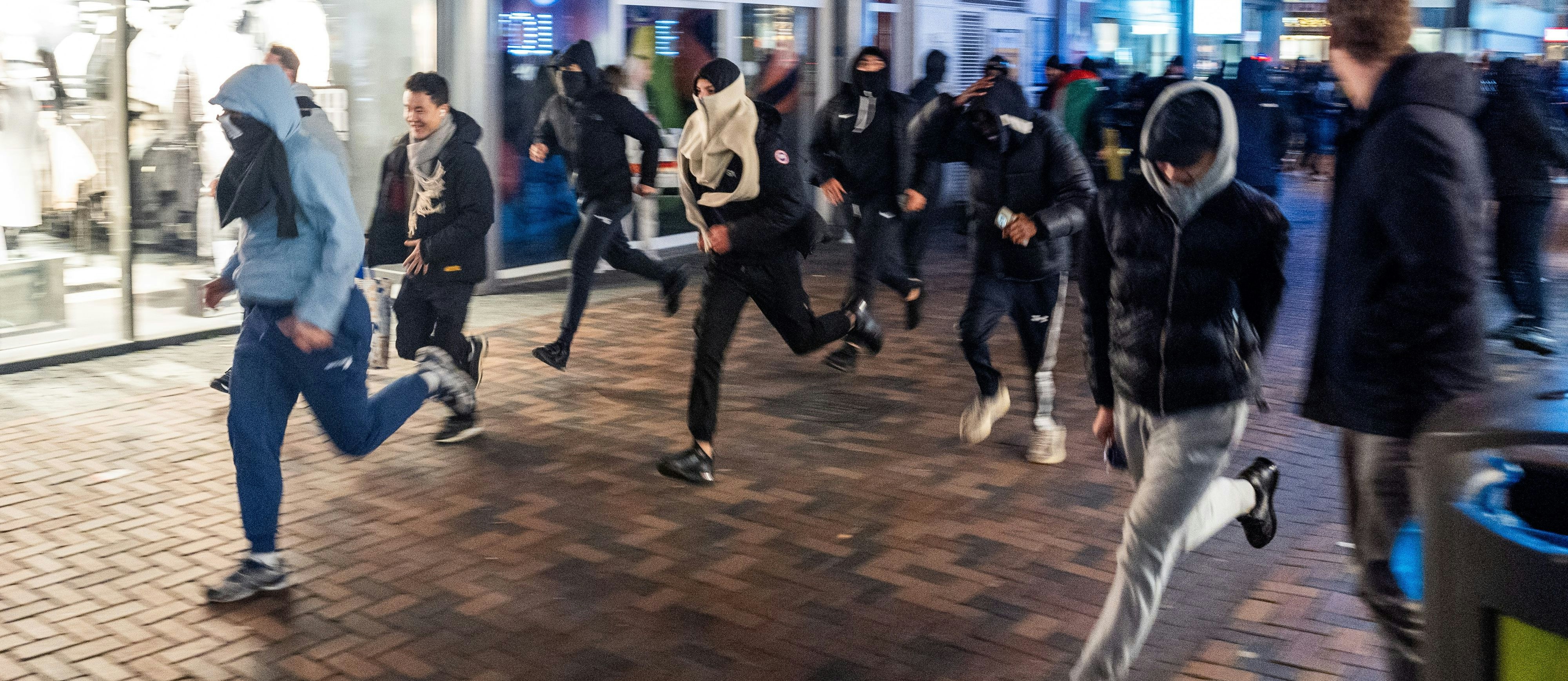 Am Rande des Fußballspiels Ajax Amsterdam gegen Maccabi Tel-Aviv kam es in Amsterdam zu gespenstischen Szenen