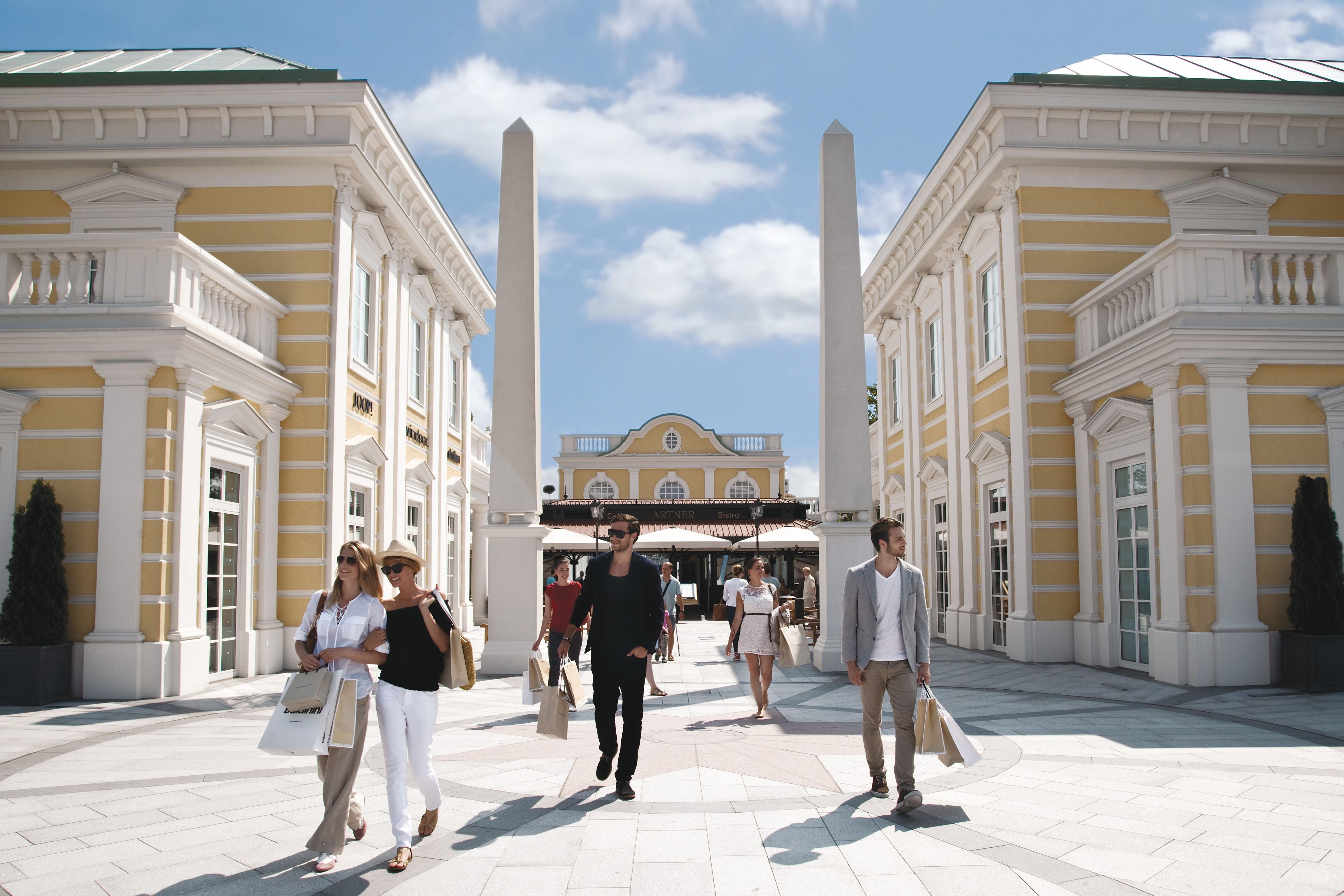 Der Philipp Plein Shop im McArthurGlen Designer Outlet Parndorf (Bild) muss Insolvenz anmelden.