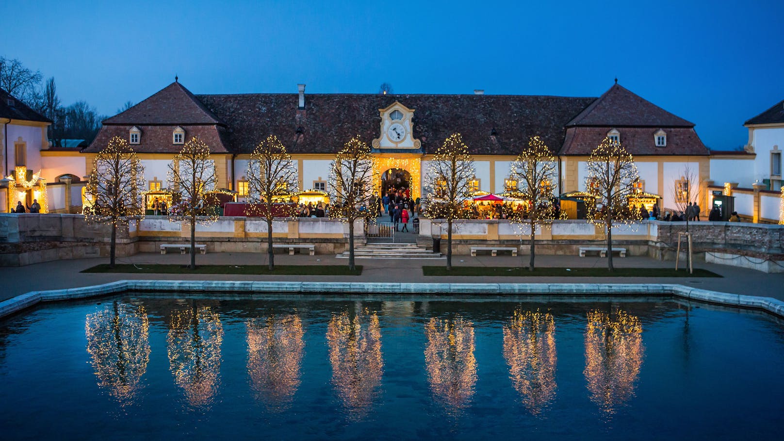 ﻿Weihnachtsmarkt auf Schloss Hof