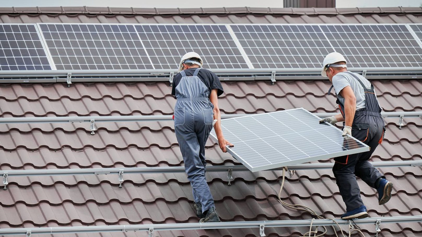 Solar-Krise, keine Nachfrage – jetzt sind 13 Jobs weg