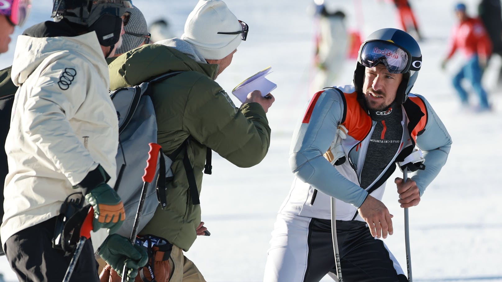 Hirscher feilt mit Superstar an seiner Slalom-Form