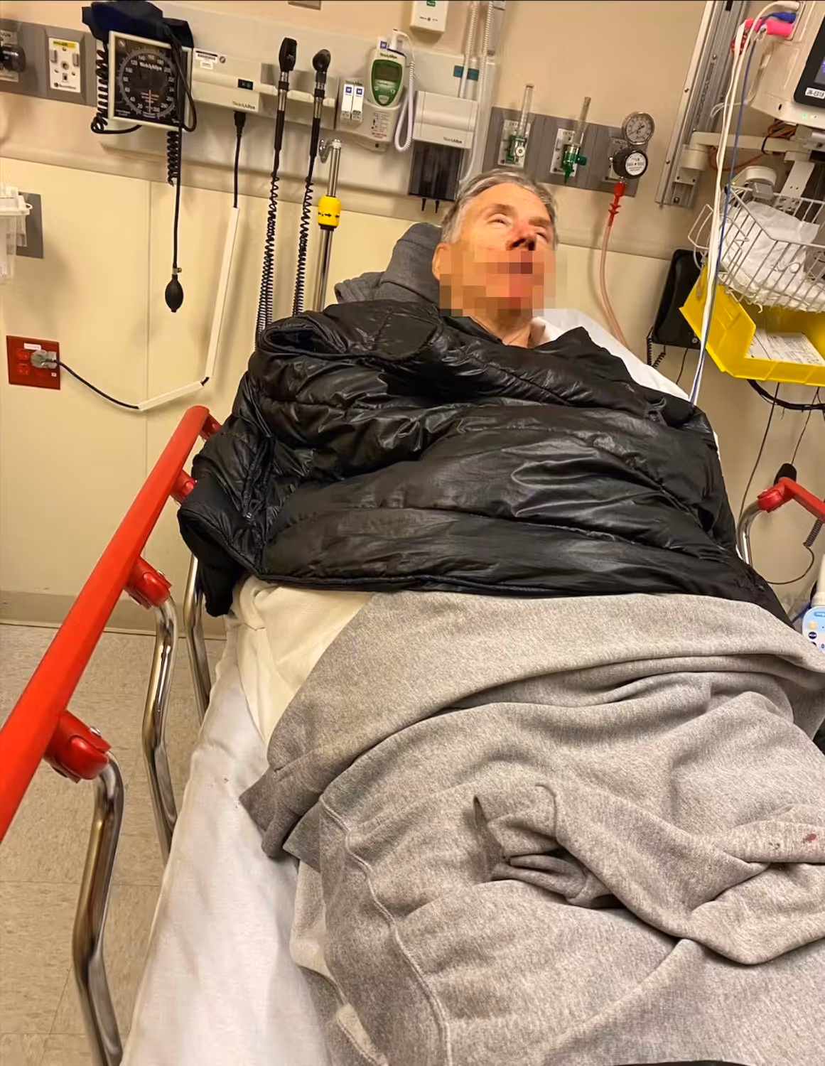 Nach einem Verkehrsunfall verklagt William Hoesch die lokalen Rettungskräfte auf fast eine Million Dollar.