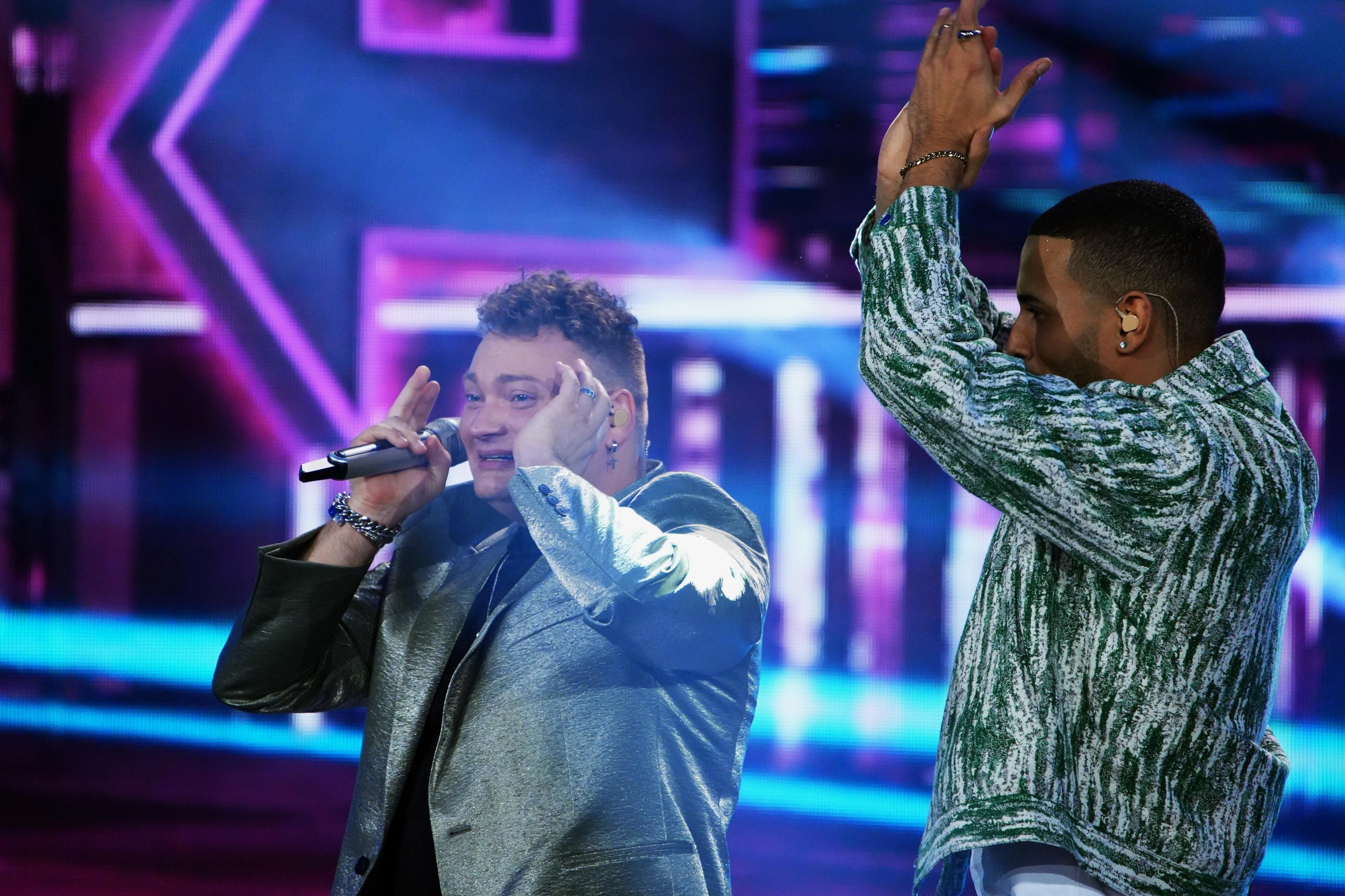 Christian Jährig ist Superstar 2024. Philip Matas (r.) gratuliert.