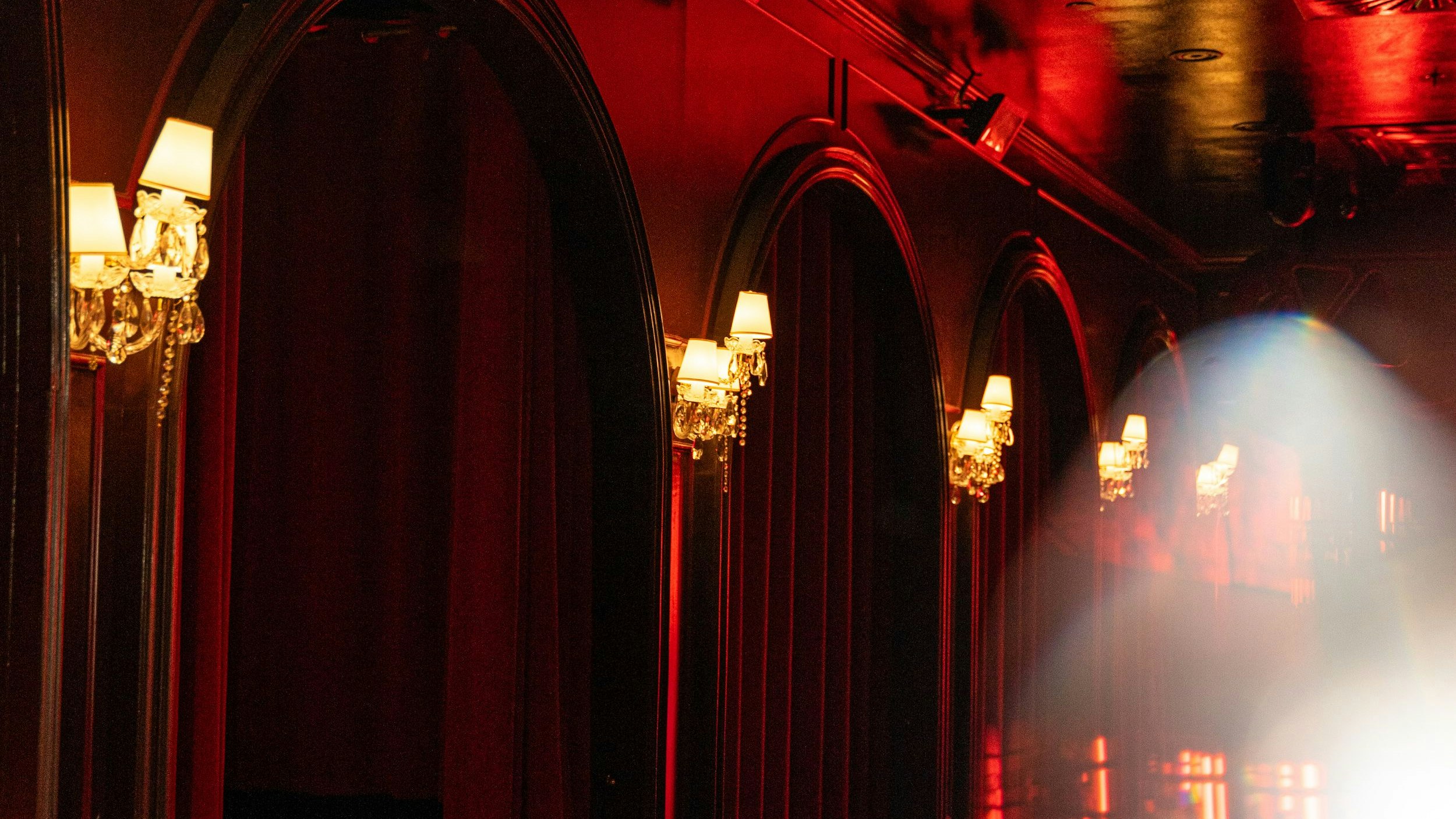 Der neue CíCí Club auf der Mariahilferstraße 36 war bisland als "Hidden Club" bekannt. Jetzt wurde er mit neuem Konzept wiedereröffnet.