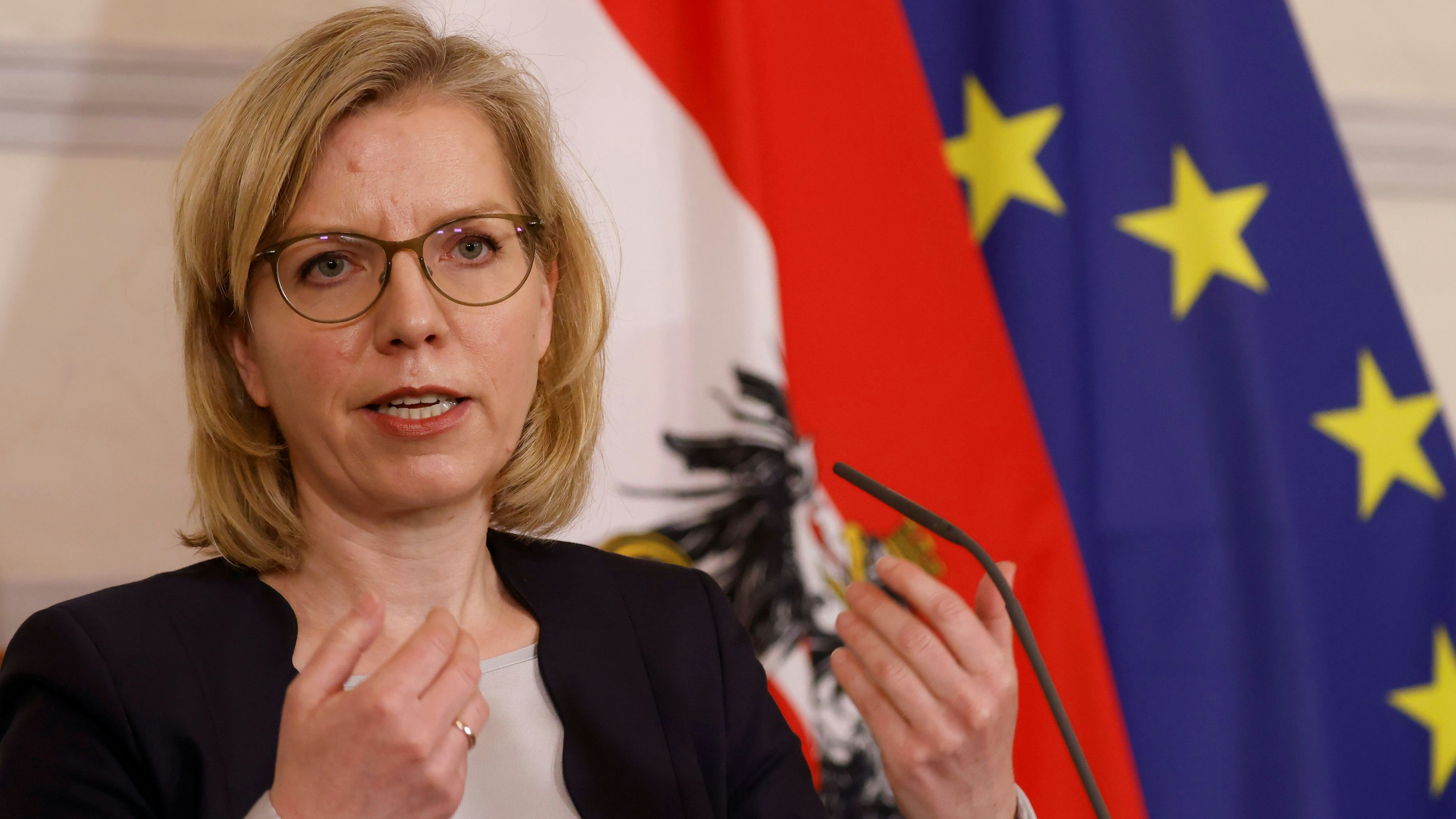 Klimaschutzministerin Leonore Gewessler wird in Baku dabei sein.