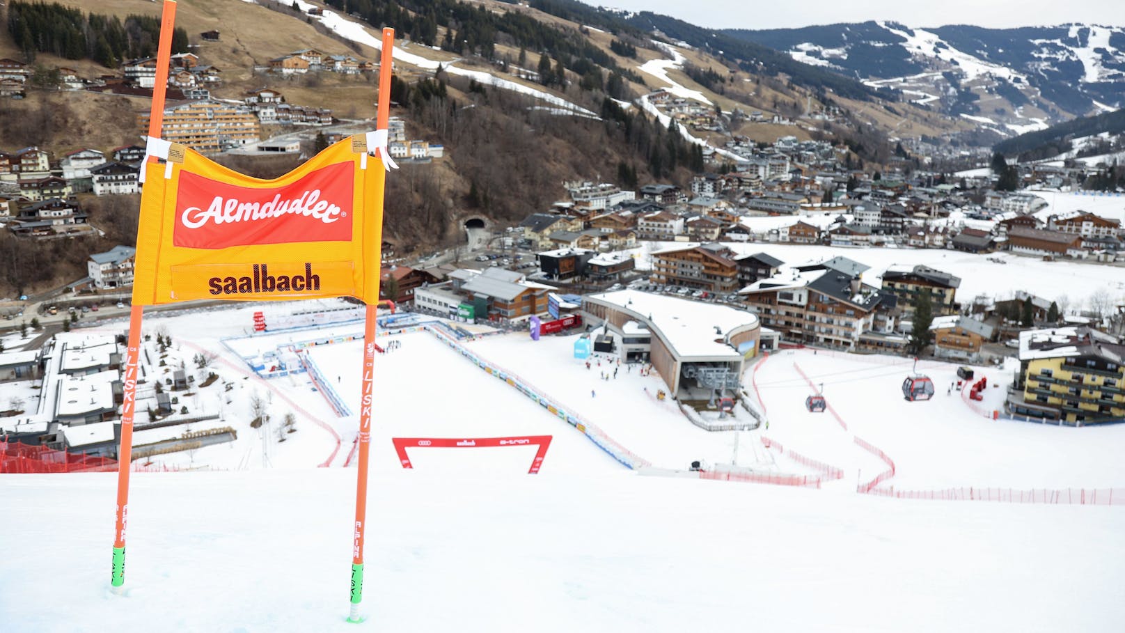 Am Eröffnungstag! Umstrittener Bewerb bei Ski-WM