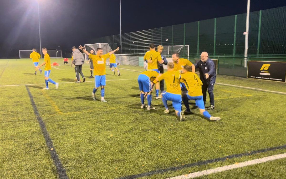 Yarm & Eaglescliff feierte dank vier Treffern in der Nachspielzeit einen denkwürdigen Sieg. 