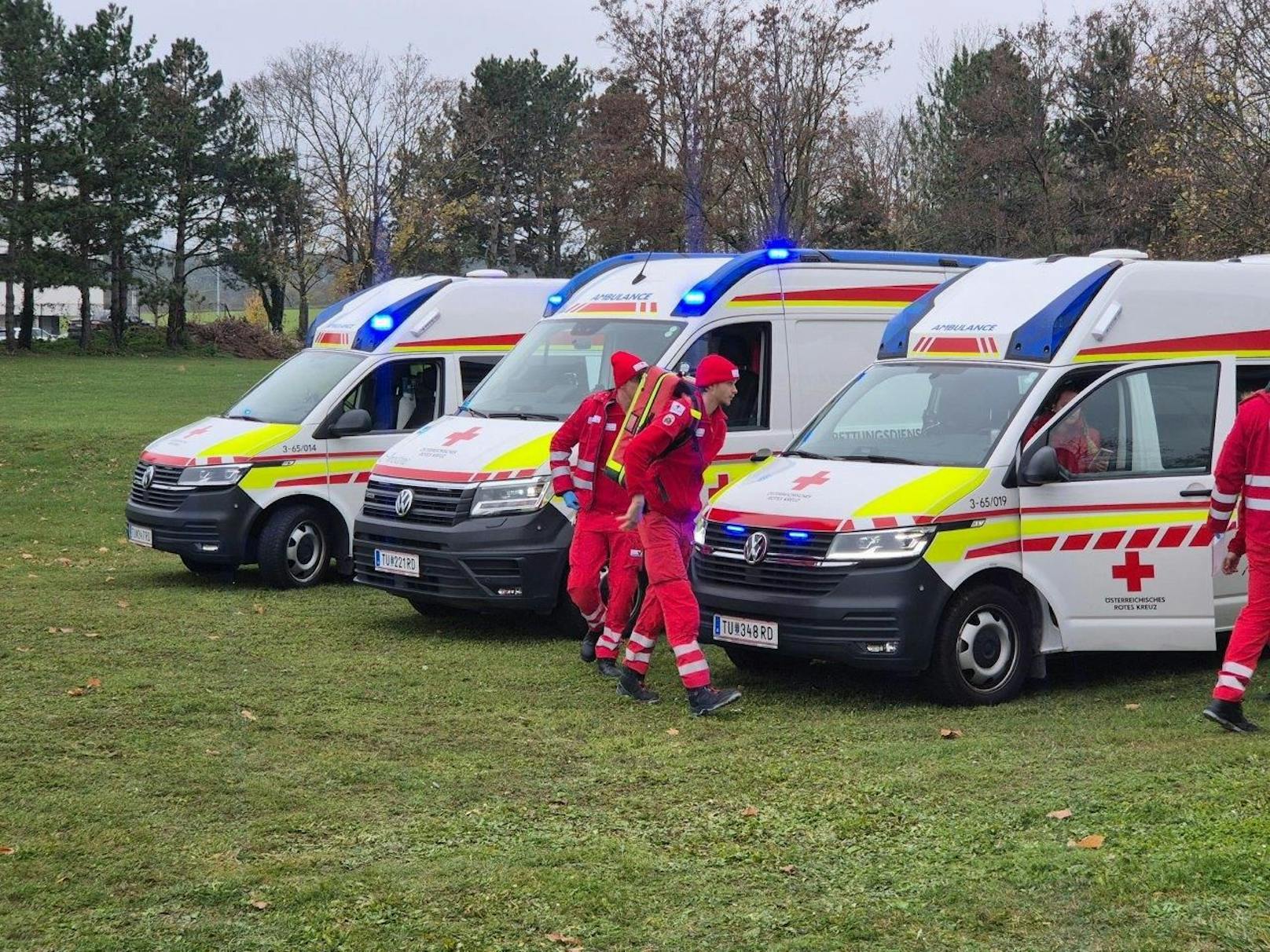 Großeinsatz nach Säureaustritt in Schule in Neunkirchen