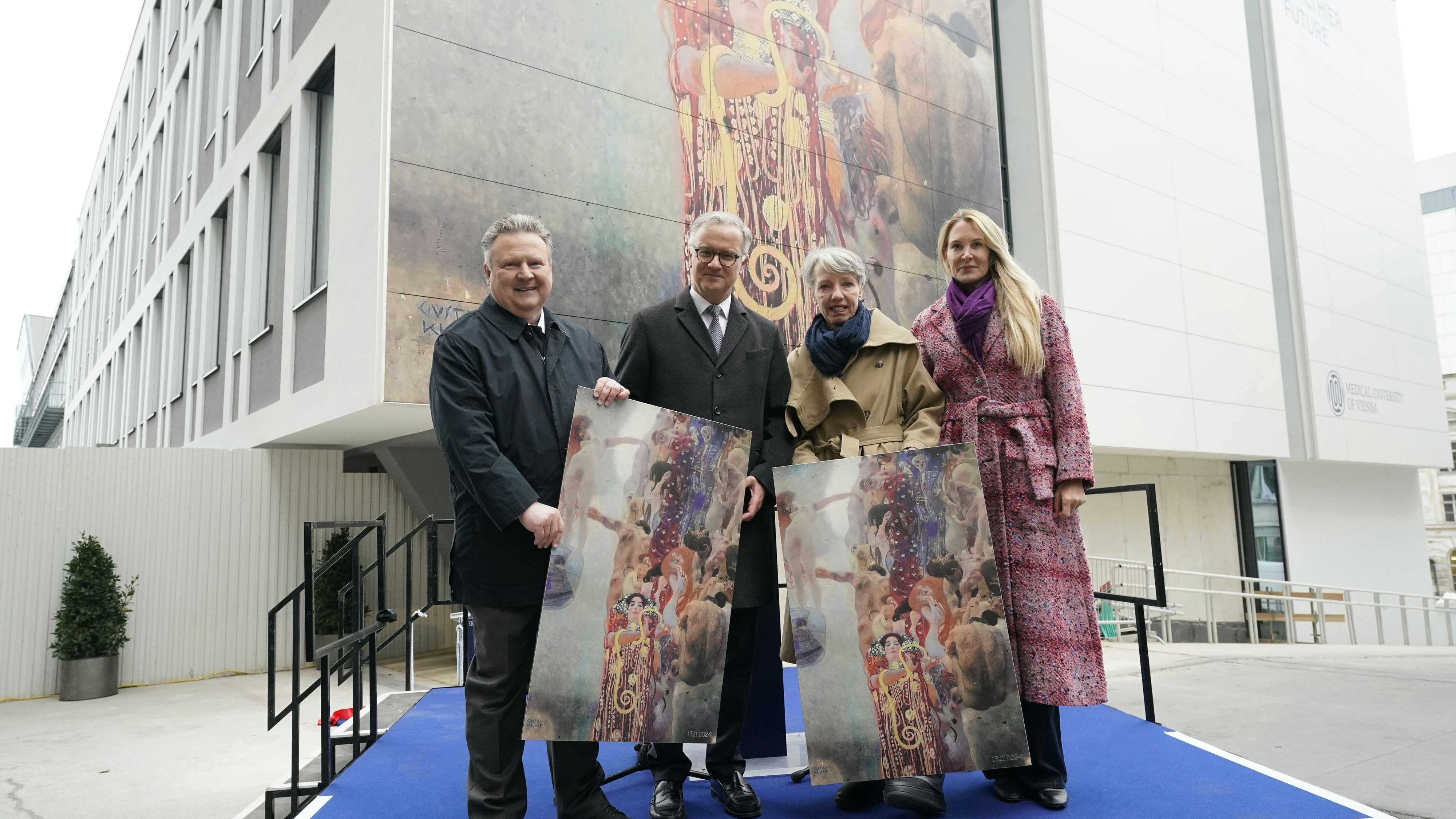 Wiens Bürgermeister Michael Ludwig, MedUni-Rektor Markus Müller, Belvedere-Generaldirektorin Stella Rollig und die Vorsitzende des Universitätsrats der MedUni Wien, Eva Dichand