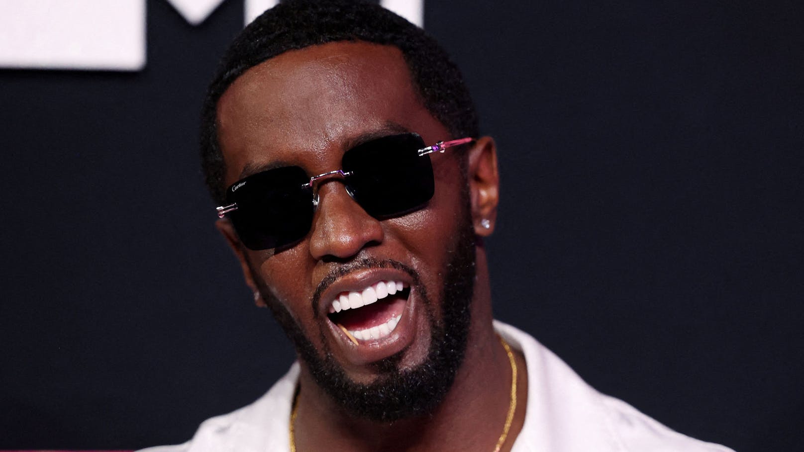 "Frauen anschauen!" – So gut geht es Diddy im Knast