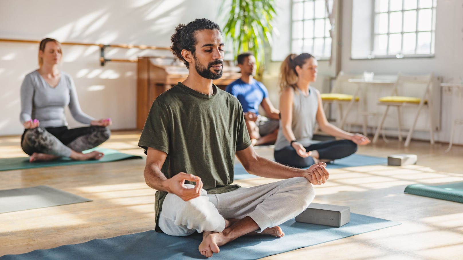 Yoga gegen Rauchen: Diese Übungen helfen beim Aufhören